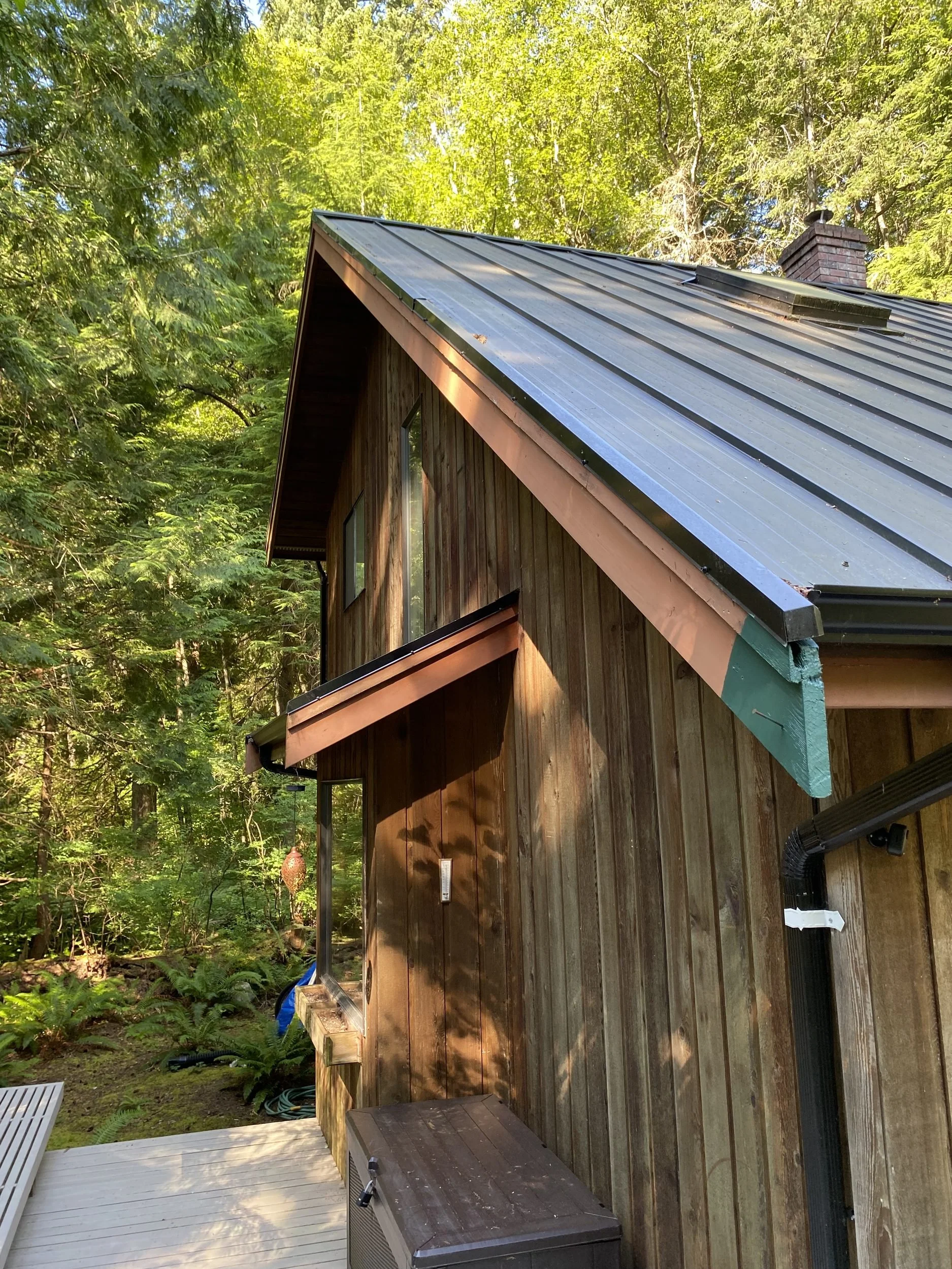 Cedar cabin siding restain, Moose Trail