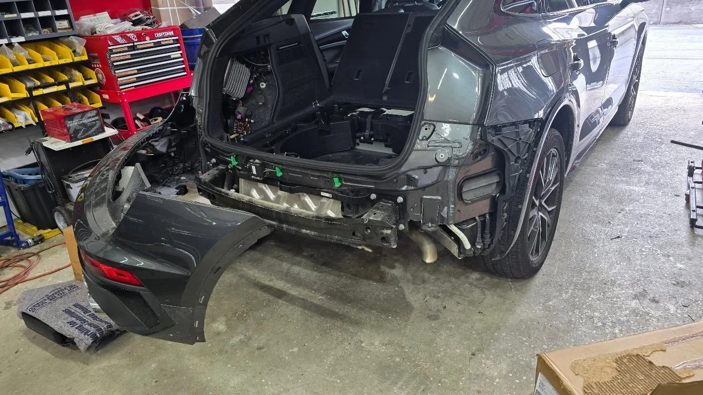 Some shots from Yesterday and today.
We do work on modern vehicles, our specialty just happens to be in classical cars and trucks
________________________________________
Call us at: (561) 370-3926
evolutionspeed.customs@gmail.com
www.evolutionspeedc