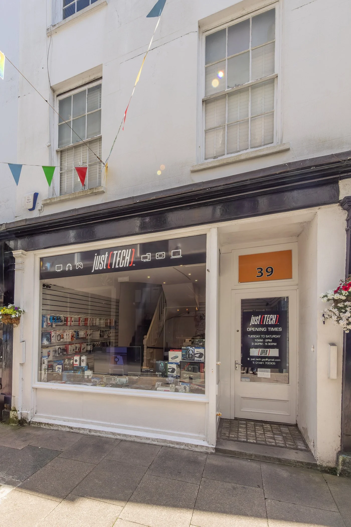 Walter-Property-Limited_Guernsey_39 Commercial Arcade_2.jpg