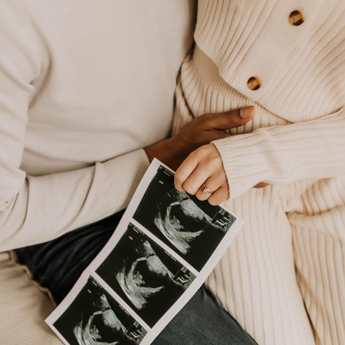 ✨🤍
.
.
.
.
.
.
.
.
.
.
#calgarymaternityphotographer #yycmaternityphotographer #yyc #calgary #calgarylifestylephotographer #yycphotographer #calgaryphotographer #yycliving #babyontheway #babylove #babyannouncement