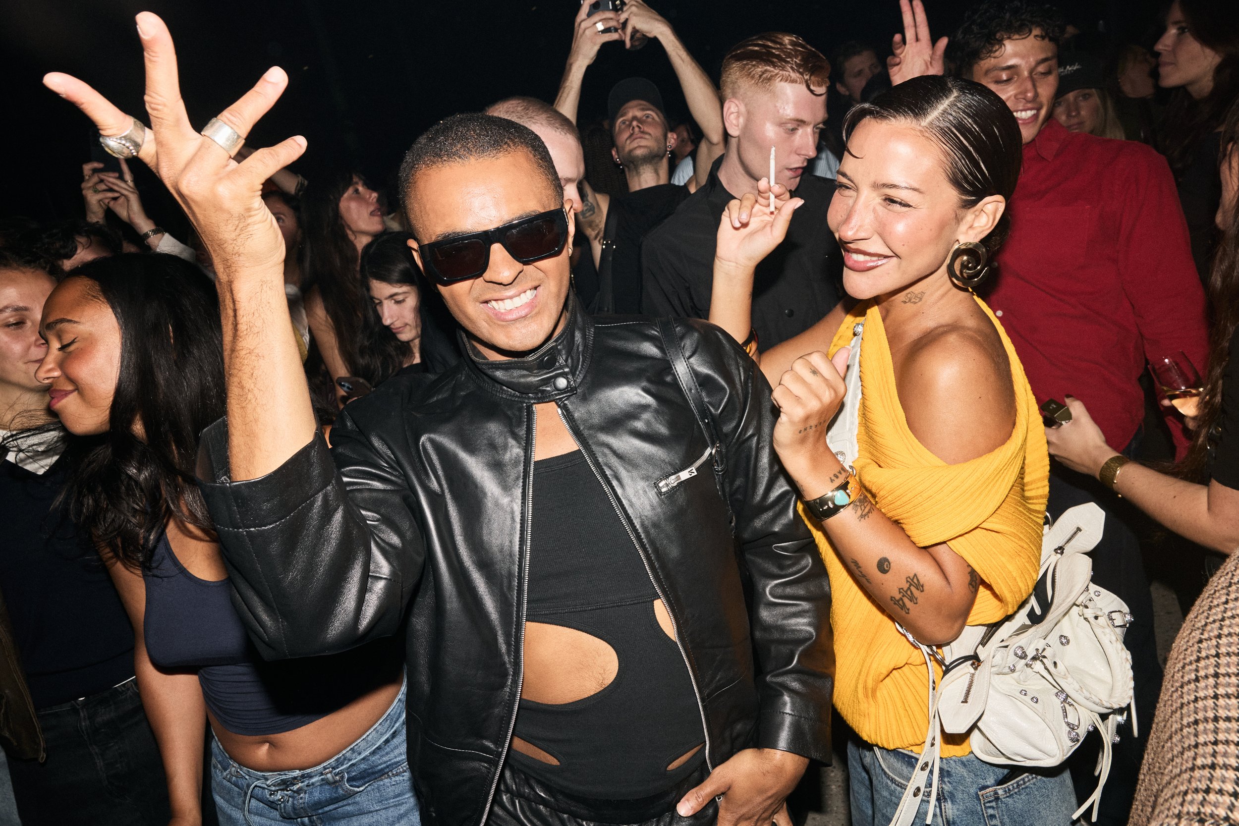 TheStandard_Brussels_Imagery_398A9300_Party_RobinJorisDullers_Red.jpeg