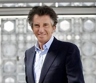 Jack Lang Trustee.jpeg