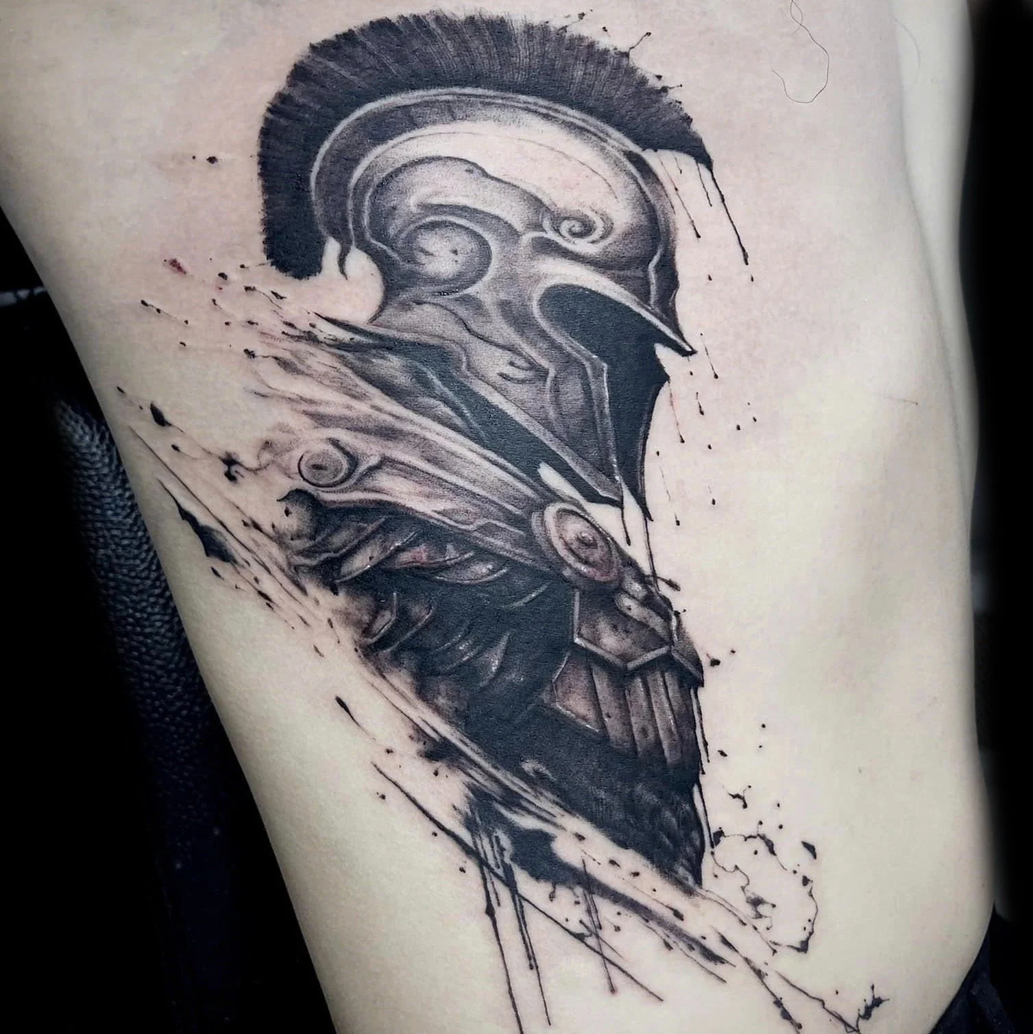 Blackwork-realism-tattoo-Da-Nang-Vietnam.JPG