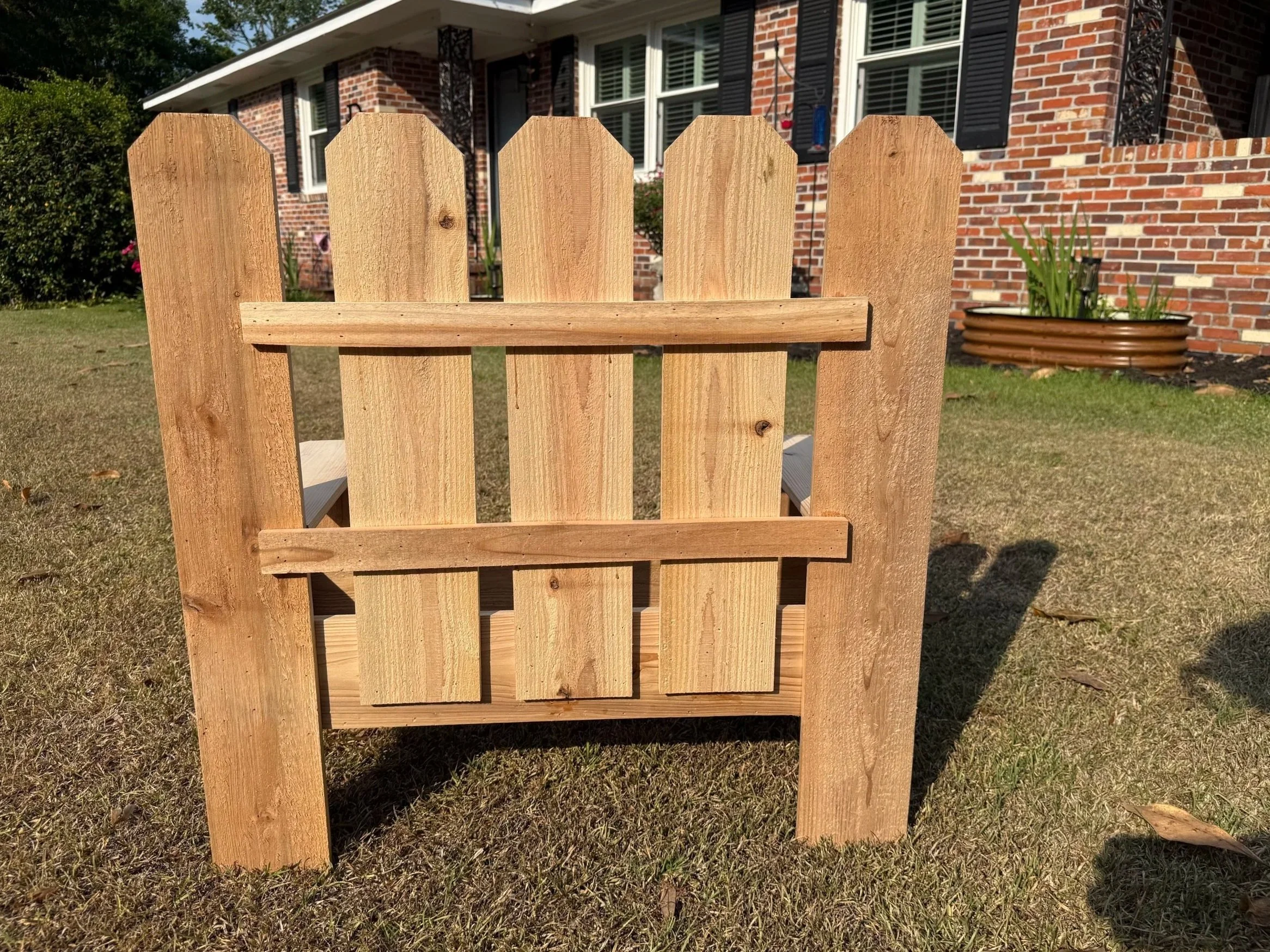 Cedar Bench Planter Back