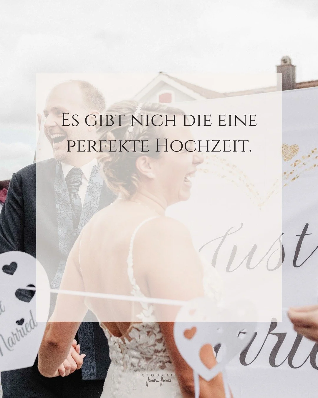 Es gibt nicht die eine perfekte Hochzeit.

Die sch&ouml;nsten Hochzeiten sind die, die sich nach dem Paar anf&uuml;hlen, das sie feiert.

Was macht f&uuml;r euch eine perfekte Hochzeit aus?

#hochzeitsfotografin #hochzeitsfotografie #hochzeitsschweiz