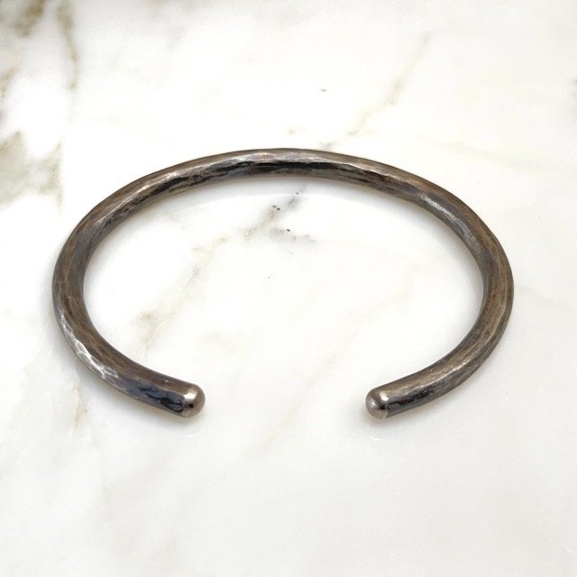 Simple Cuff Rounded