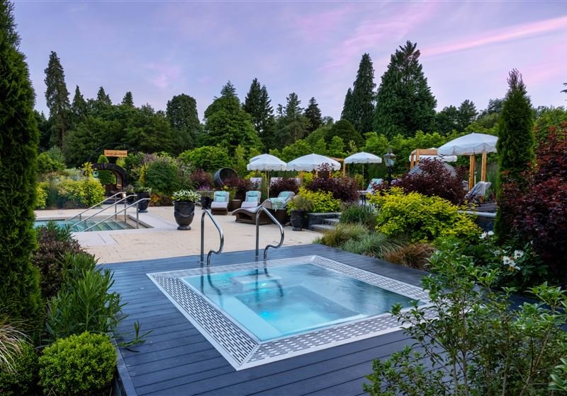 Hot_Tub_HDR_2__2_.jpg