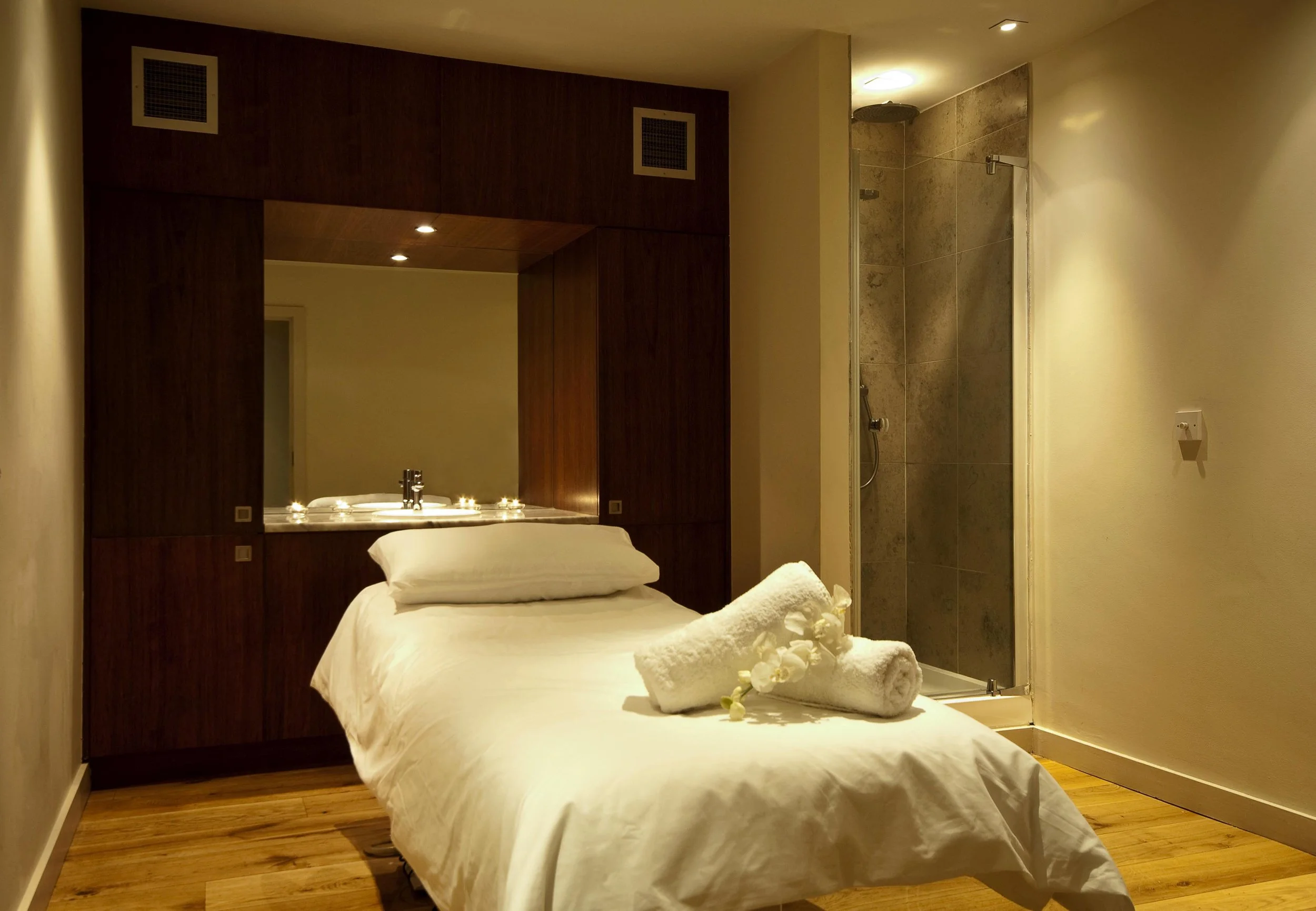 Treatment Room.jpg