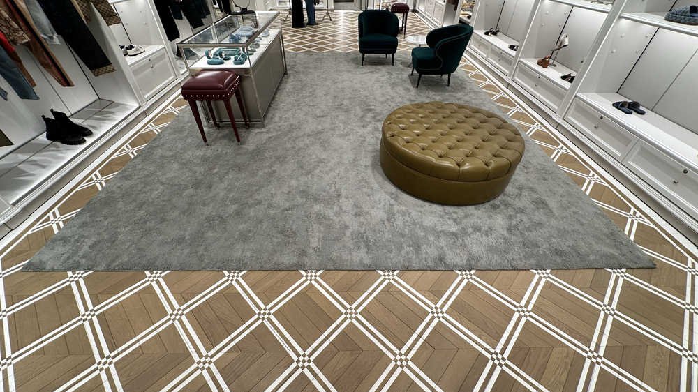 Gucci Store - Canada (2).png