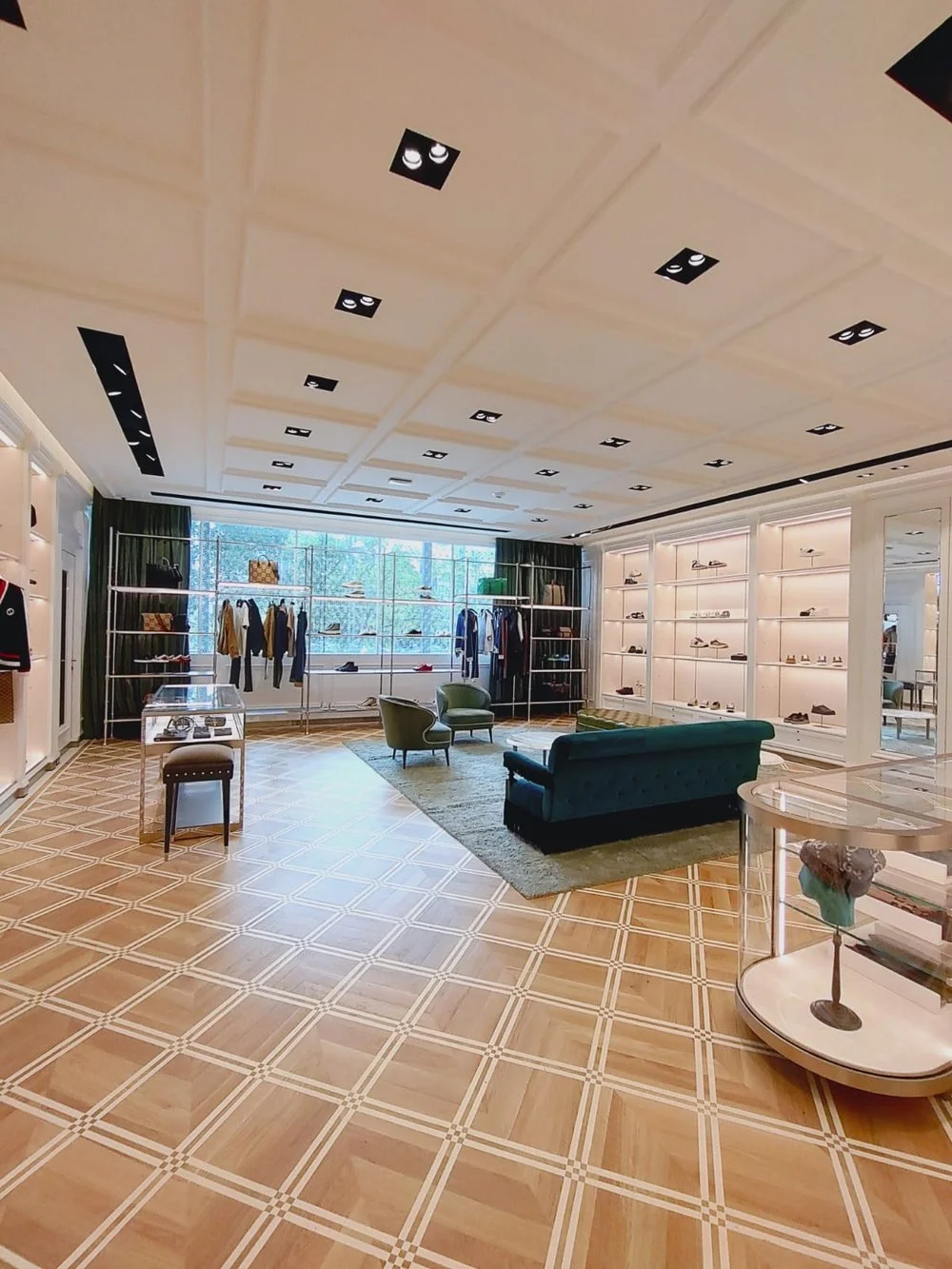 Gucci Store - Guafalajara Mexico (4).jpg
