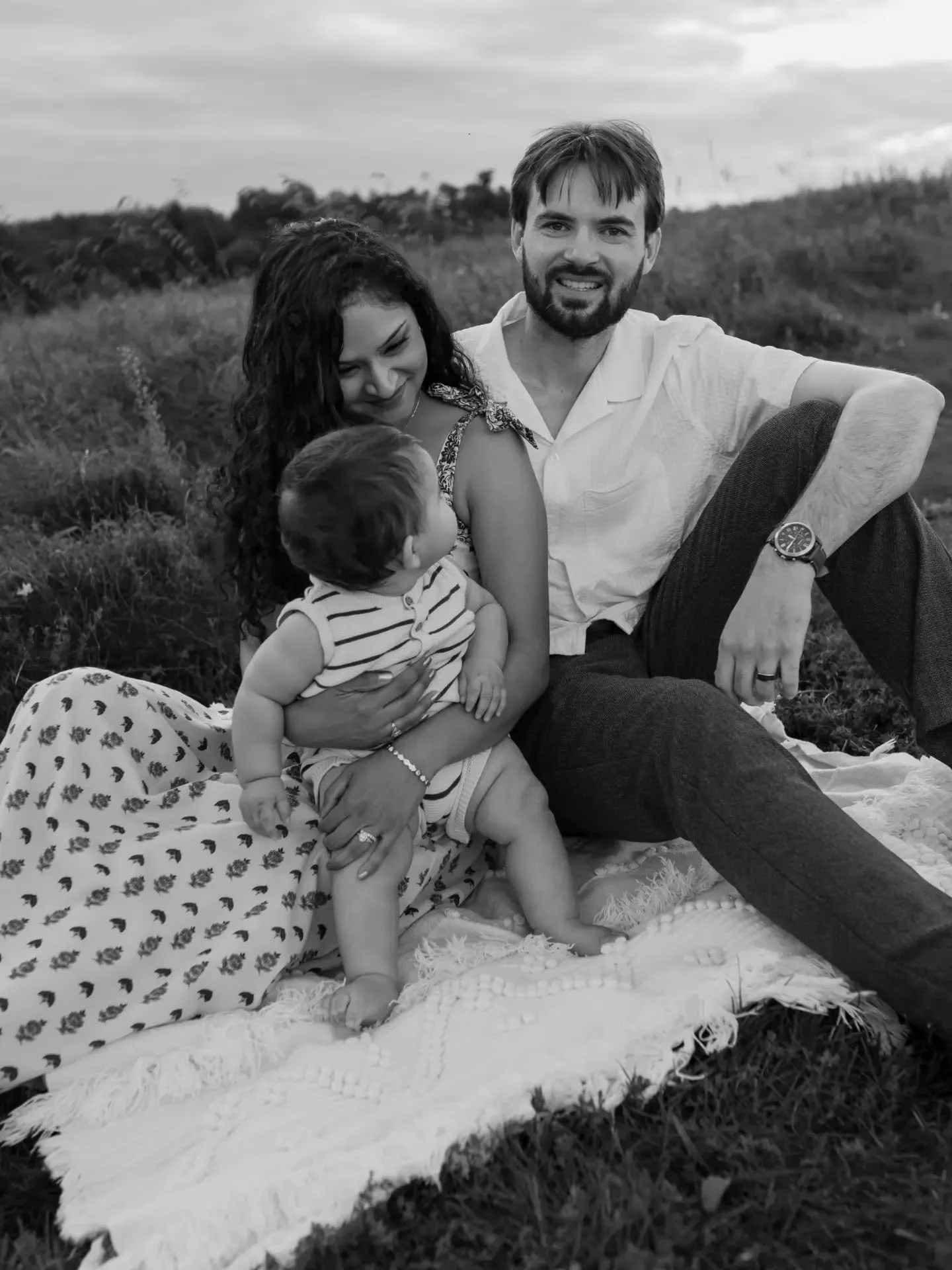 A cozy fall session with this sweet family. 🍂 ❤️ 

#whitbyfamilyphotographer #durhamregionfamilyphotographer #fallminisessions #torontofamilyphotographer