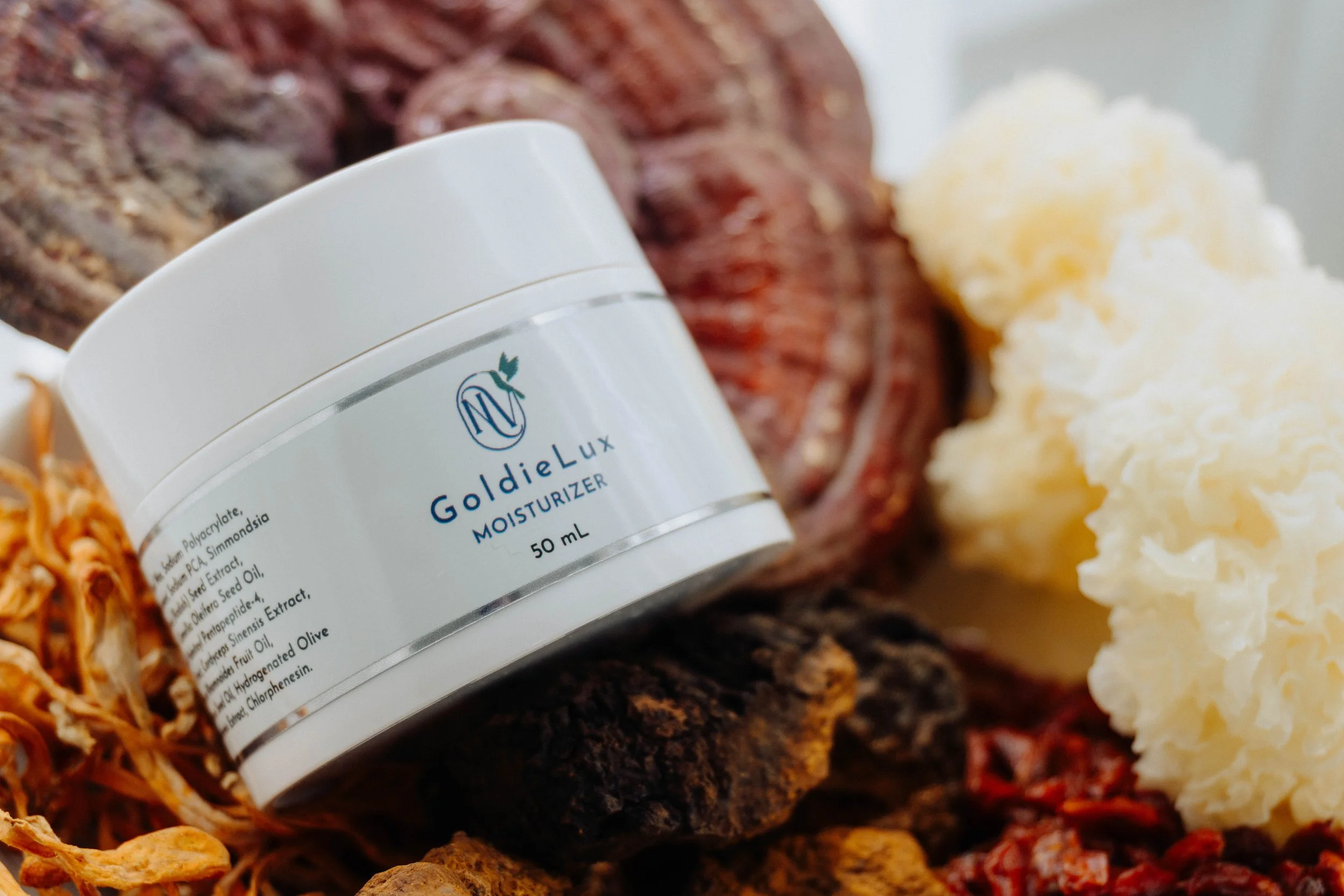 GoldieLux Peptide Moisturizer
