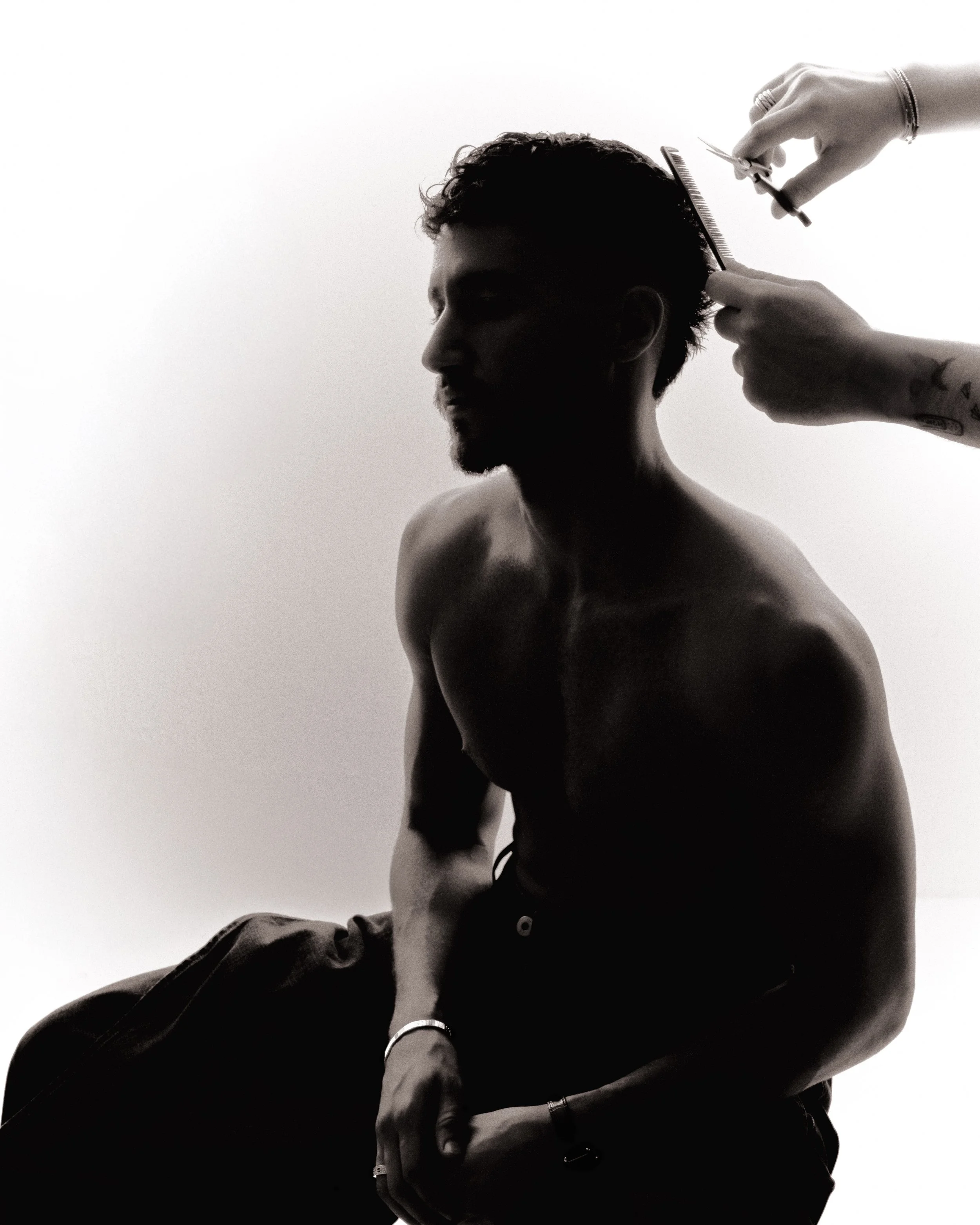 YUNG  cover13901.jpg