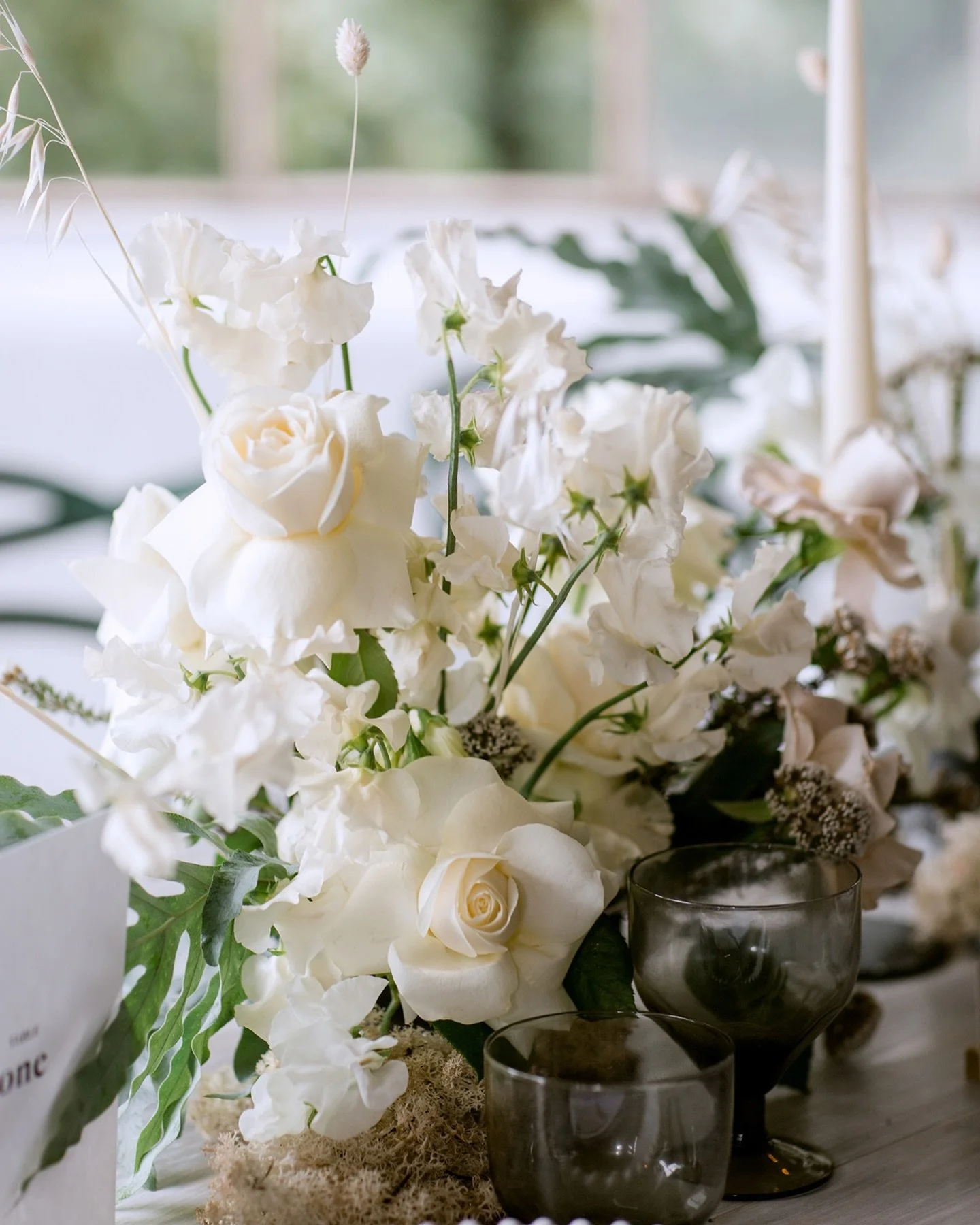 Florals &amp; Cake 🥰
.
.
.
.
.
.
.
.
.
.

. .. #photo #photoshoot #photooftheday #photographer #engagementphotos #weddingplanning #love #sanfrancisco #bayarea  #photodaily #styleblogger #weddingideas #couplegoals #weddinginspiration #likesforlike #l