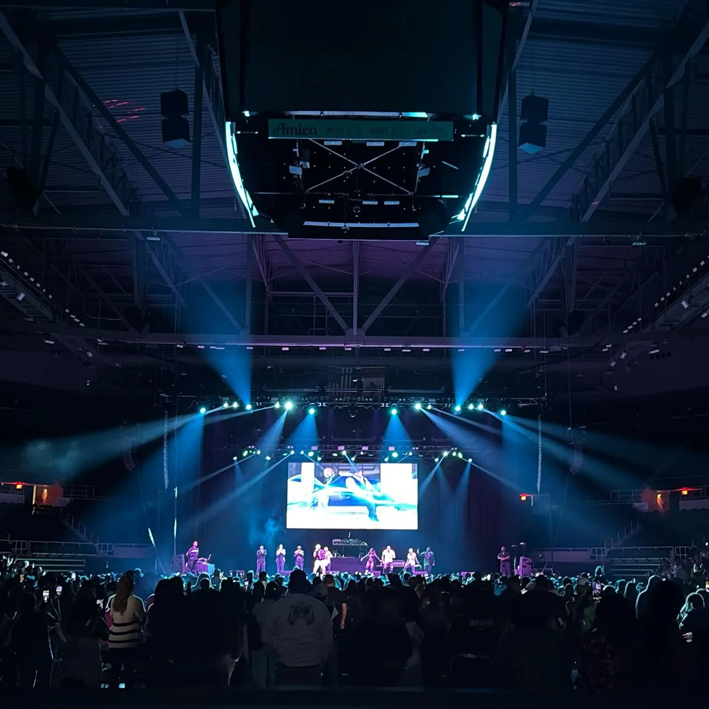 Ladies &hearts;️ R&amp;B with Monica at the @the_amppvd with @therosendalegroup 9/20/24