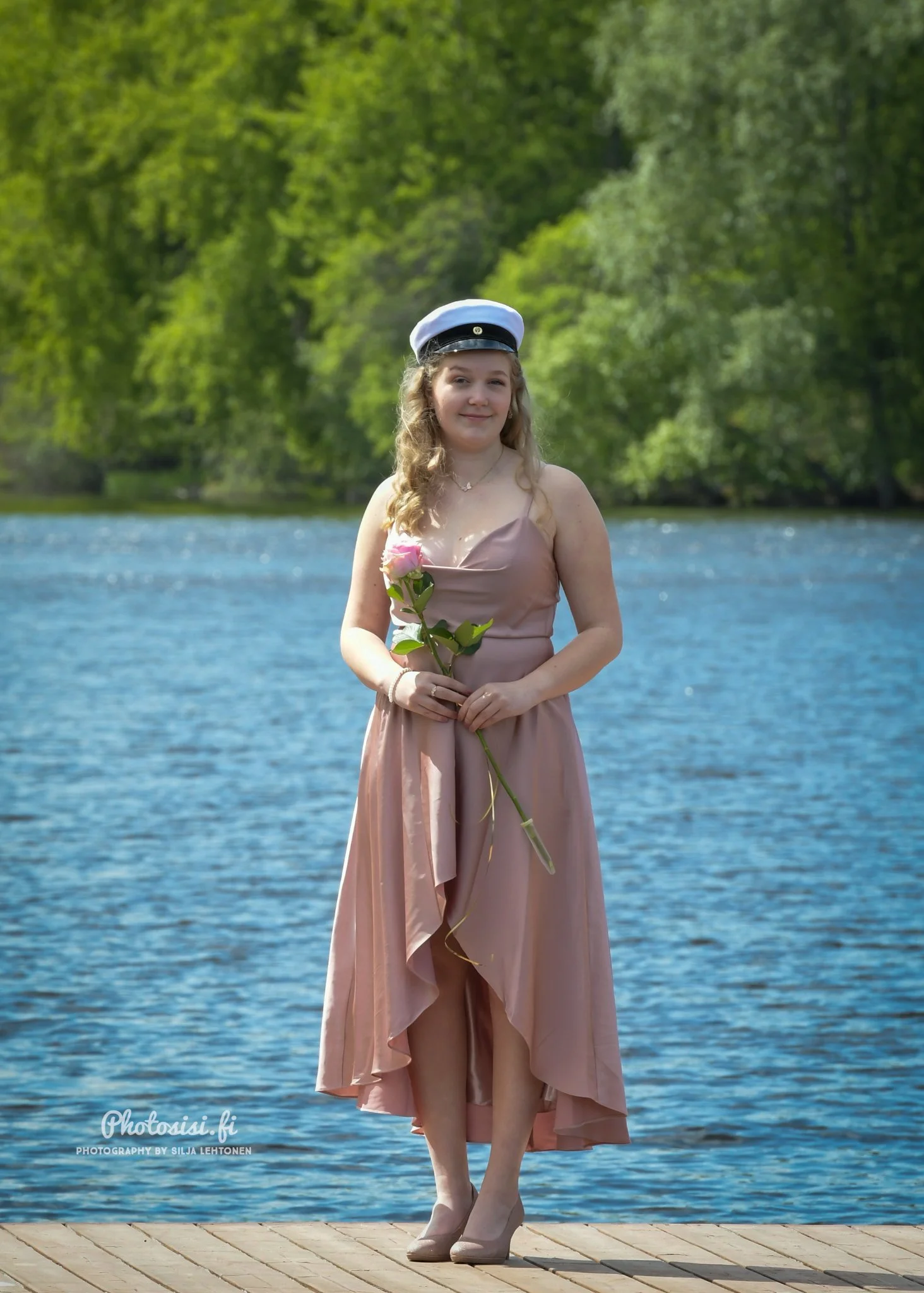 Ylioppilaskuvaus Silja Lehtonen