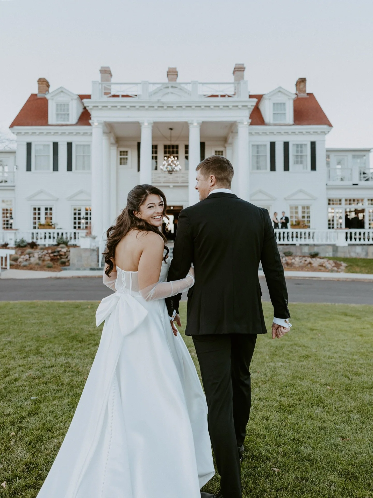 a glamorous day at the manor 

J &amp; R you two are the best, capturing all of your memories on this day was such an honor to me. It was a perfect day and I couldn&rsquo;t be happier for you two 

What better way to end out the 2025 season than havi