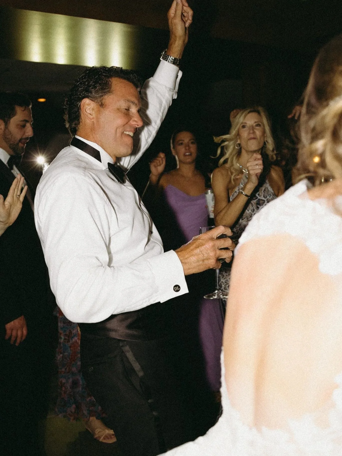 I have a tendency to feel nostalgic on Fridays 

Today is no different, this wedding at Mount Vernon Canyon Club was years ago and I still think about it. I mean this reception was a rager, so fun to capture every moment for these two 

#mountvernonc