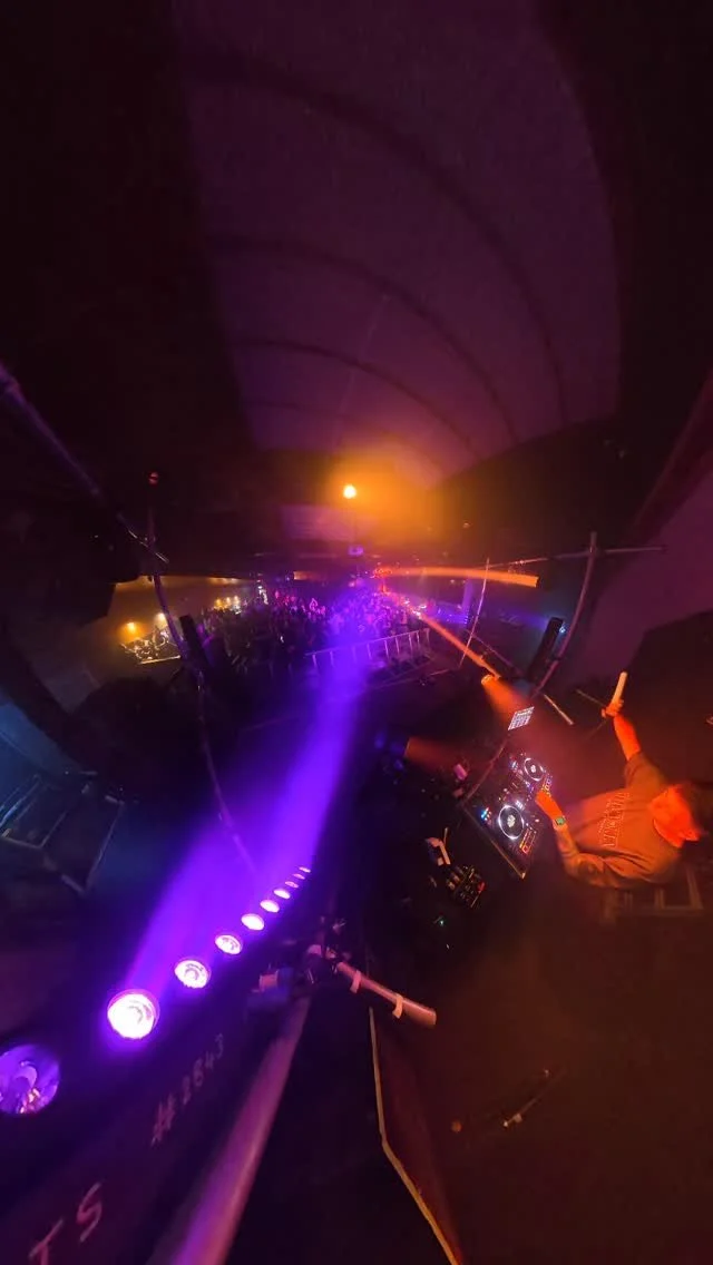 Testing out my new @osmo_global 360! Will take the audio from the decks going forward 😅
But jheez was this Emo Day Party LOUDDD 🙌