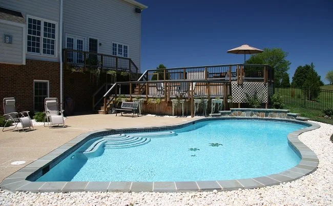 11 Reasons Why You Need a Swimming Pool