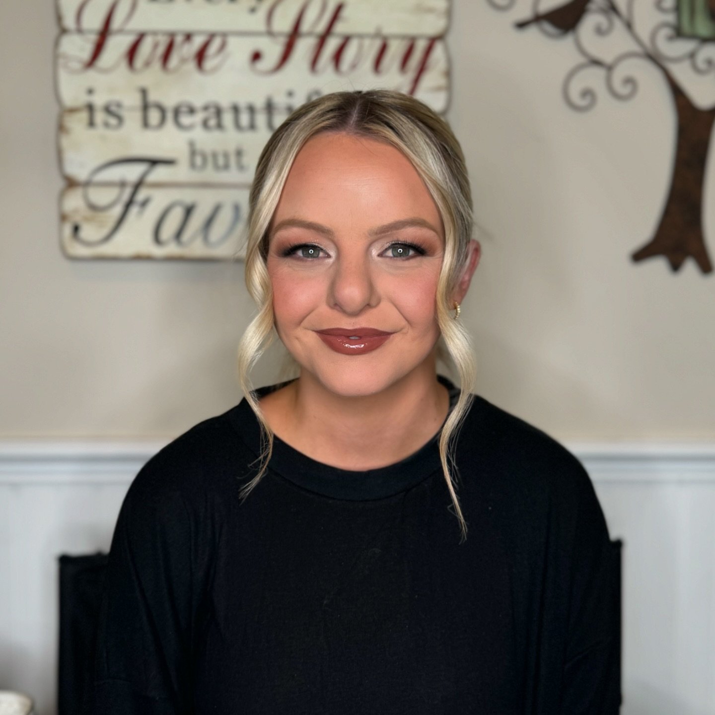 Bridesmaid Glam on this beauty! 🤍

Representing - @theselena_lopez 

#mobilemua #stpetemua #tampamua #orlandomua #clearwatermua #floridamua #tampabridal