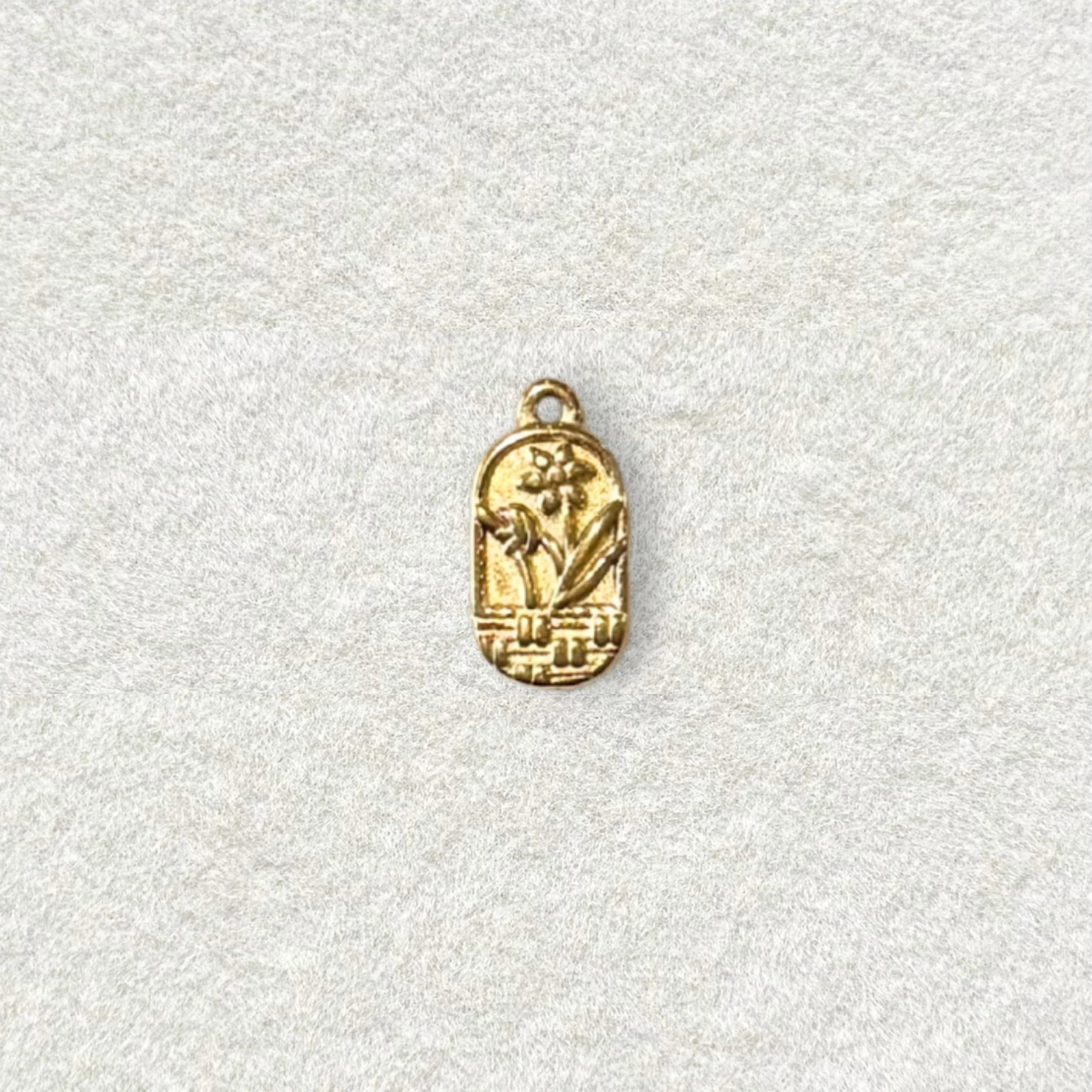 18K Flower Basket Charm