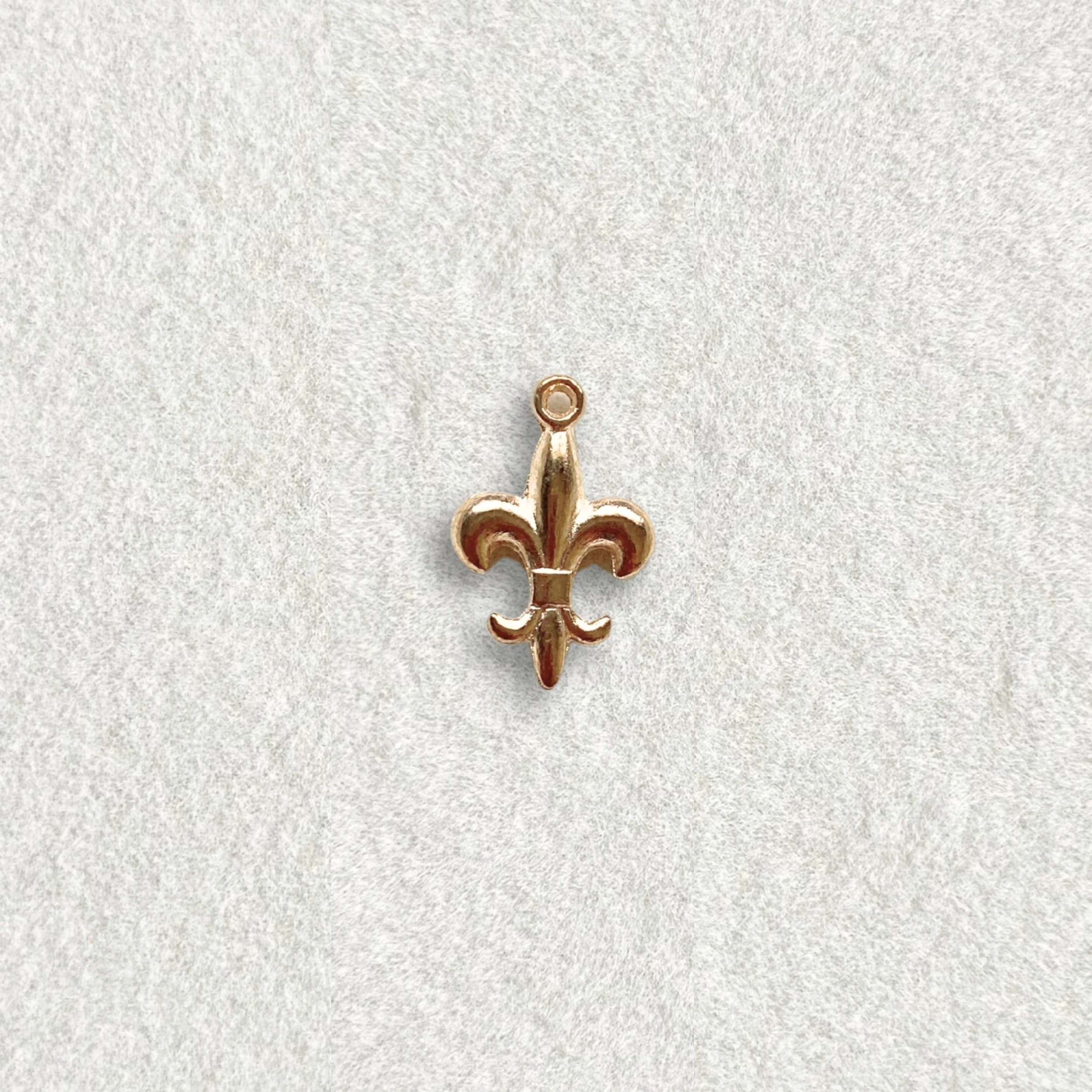 24K Fleur de lis Charm