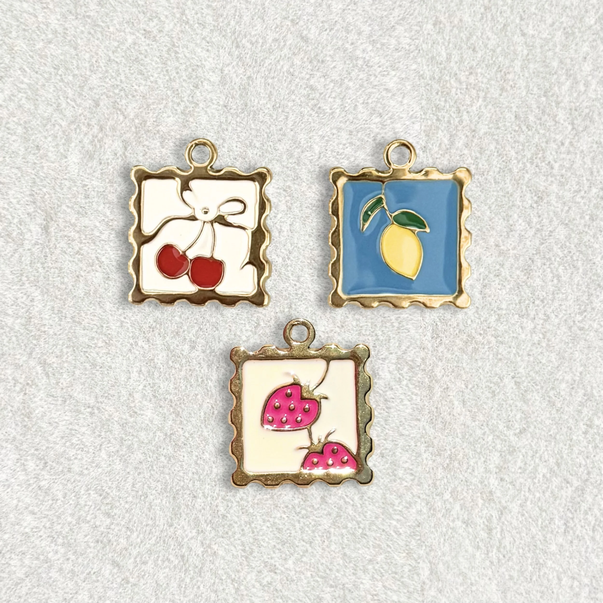 18K Fruit Stamp Charm