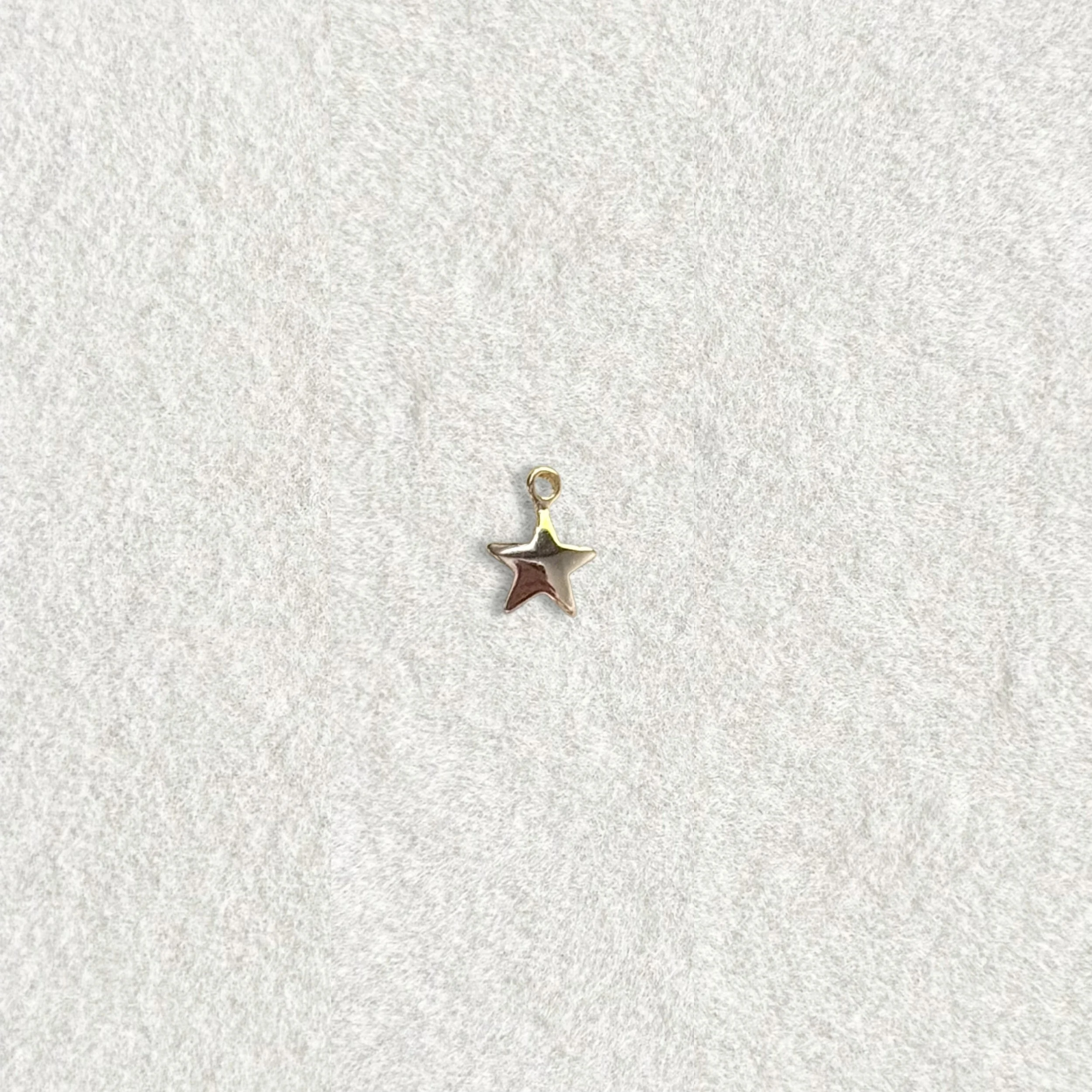 18K Tiny Gold Star Charm