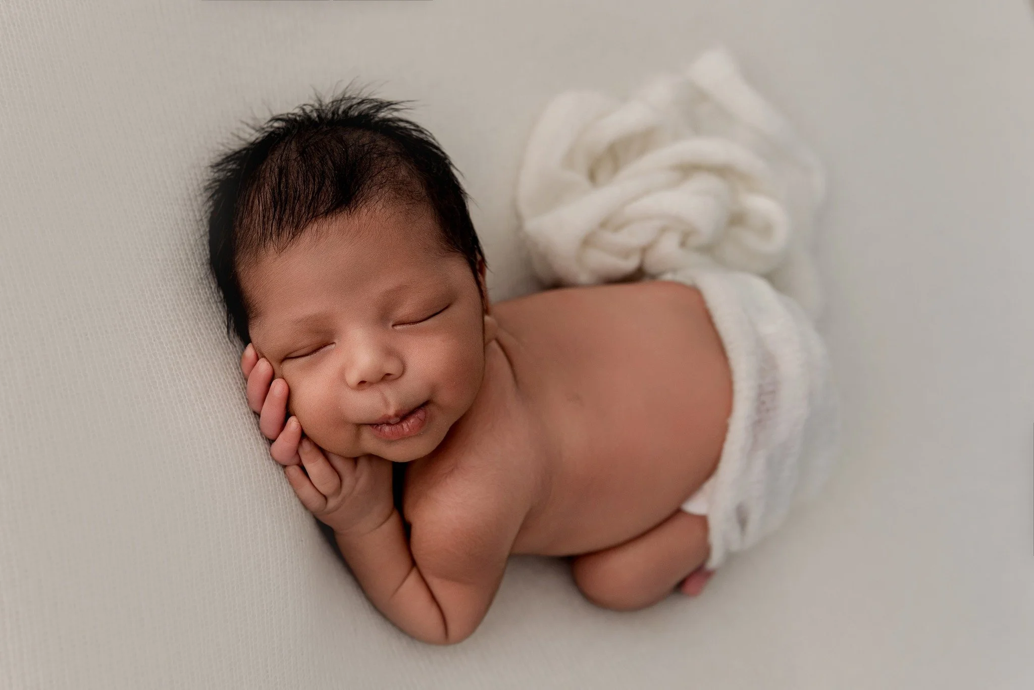Oh, how I love this kind of newborn sass.
Tiny pouts &mdash; the kind of attitude that melts your heart melt.
Unlike the teenage version&hellip; which comes with extra eye rolls, extra attitude, and zero cute factor.

 #newbornstudioprops #newbornstu