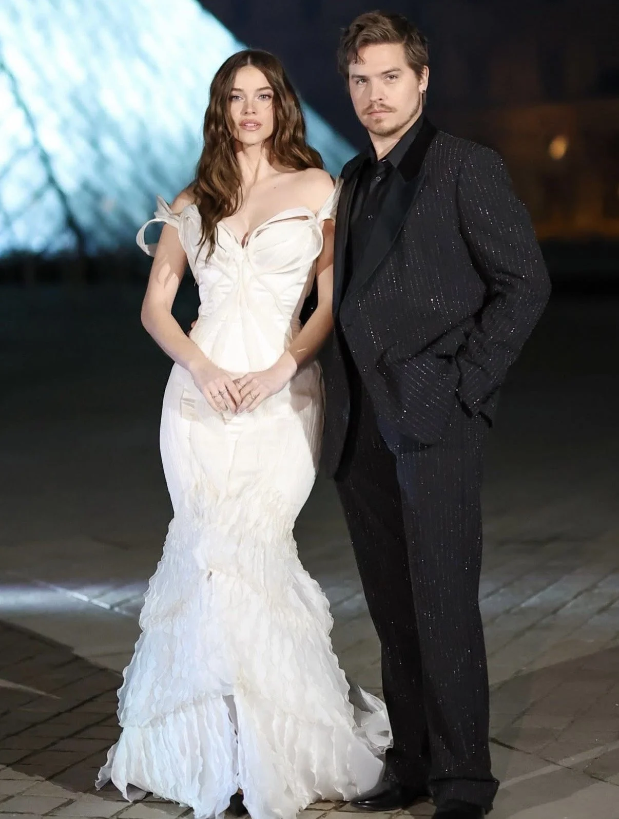  Barbara Palvin manicure Le Grand Dîner du Louvre red carpet candacevkim.jpg