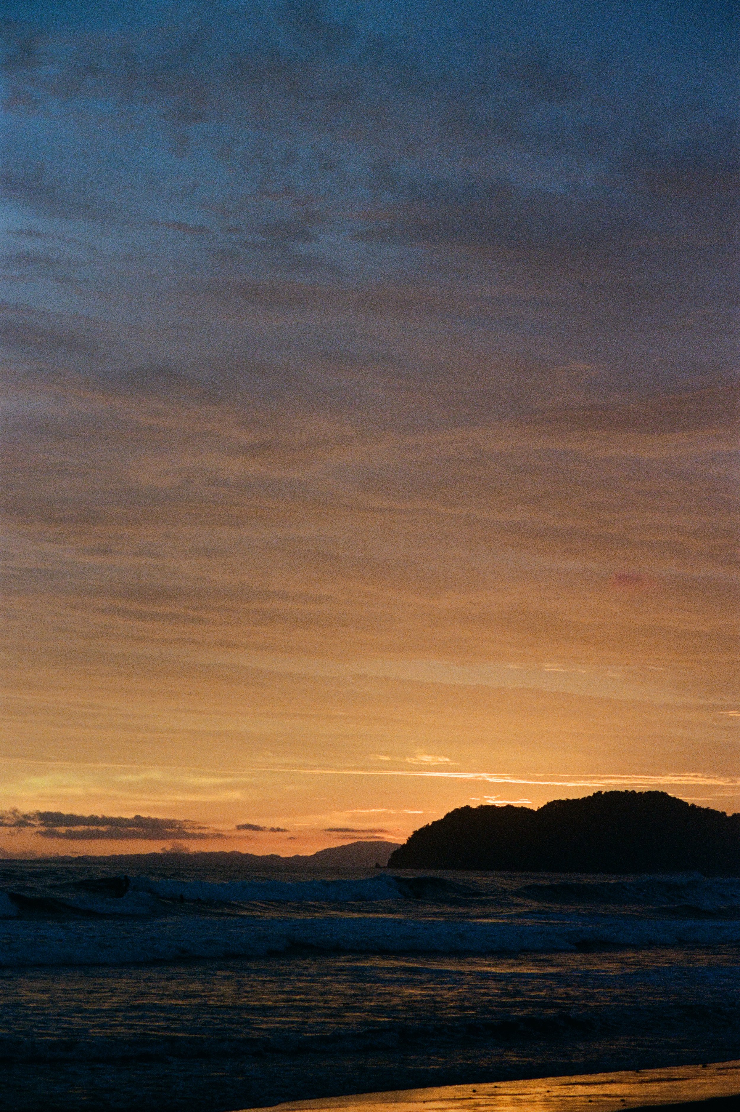 019683020034-2-min.jpg