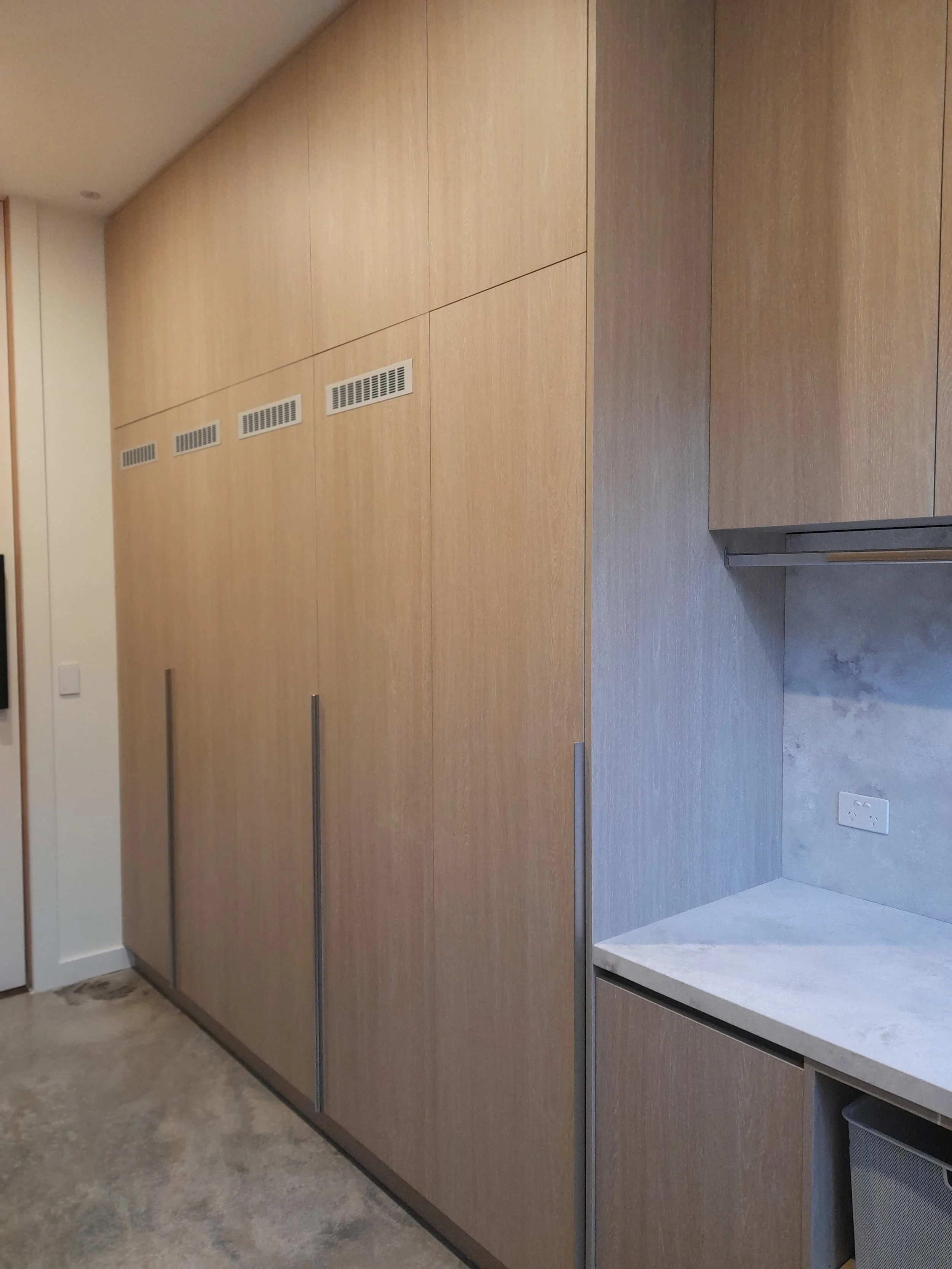 Laundry Drying Cabinets - Polytec Natural Oak