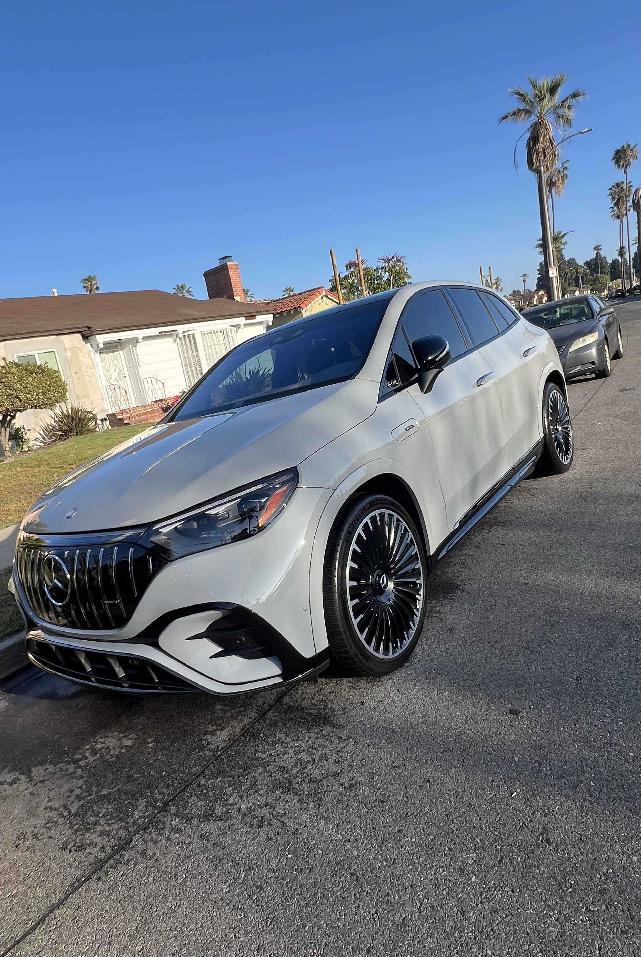 Mercedes EQS received our Step 1 with Ceramic Coating and is on a Bi Weekly Maintenance 