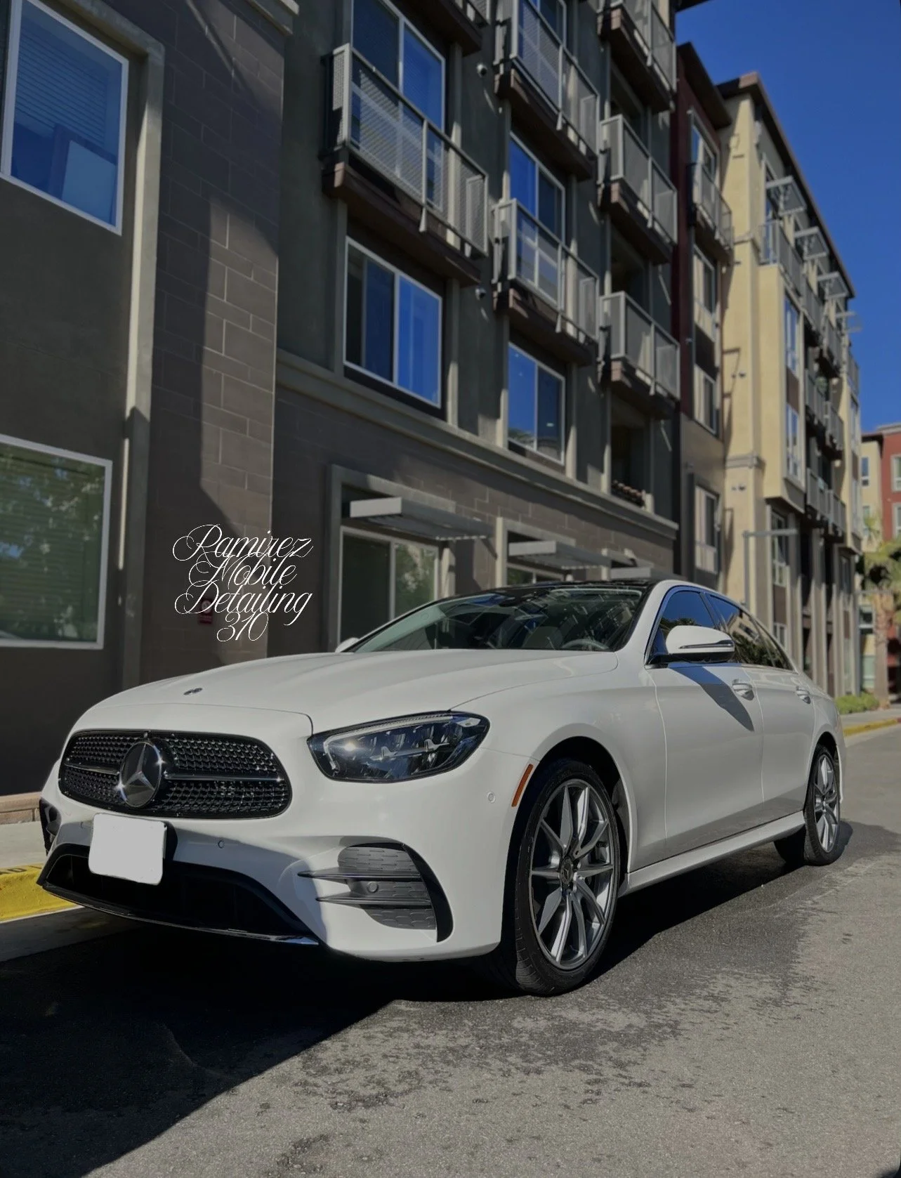 @Parisdollxo Mercedes Benz received our Mini Detail