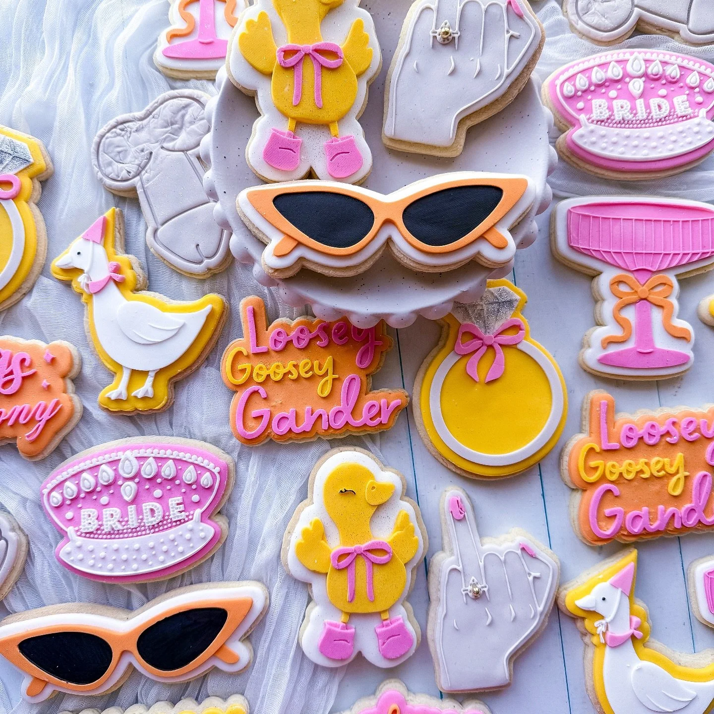 I love it when I get a randomly wild theme!! 

Loosey Goosey Gander, what a fun hens party theme! 😜🤍 and the best part is being able to create, 3D print and then decorate cookies to match! This set came together better than I imagined. ☺️🪿 

#hens