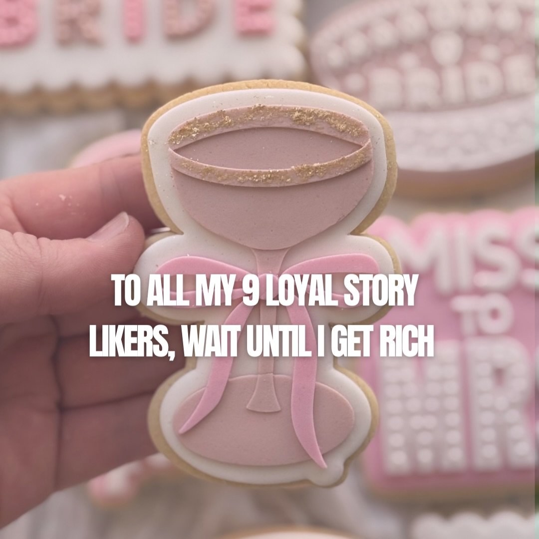 🤌🏼 You&rsquo;ll be on my Christmas card list! 

Running a small business can sometimes feel like shouting into a void, but then I look at the notifications and realise I&rsquo;m actually talking to a community. 🥹

Whether you&rsquo;re one of the &