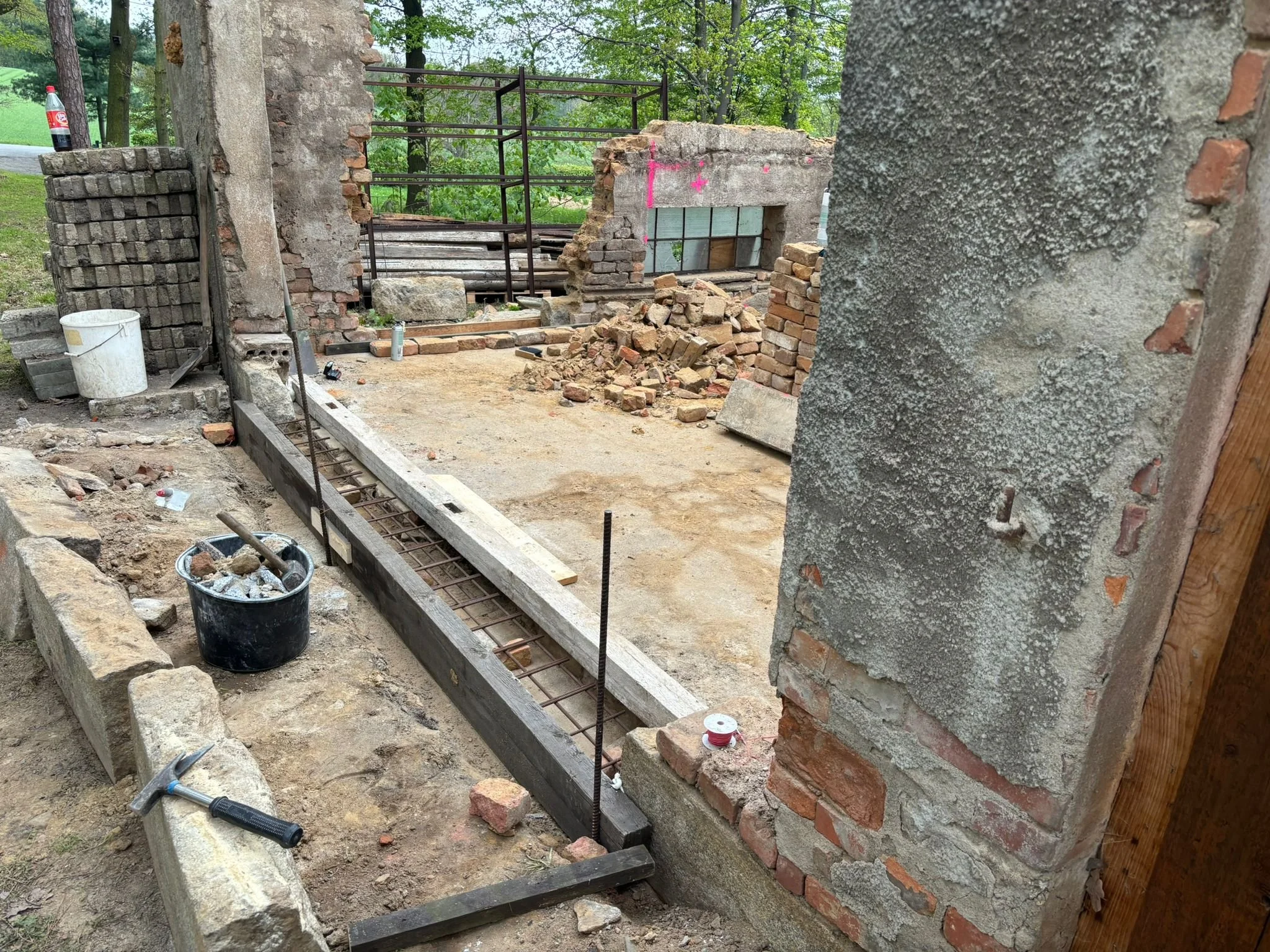 Schuppen Anfang 2.jpeg