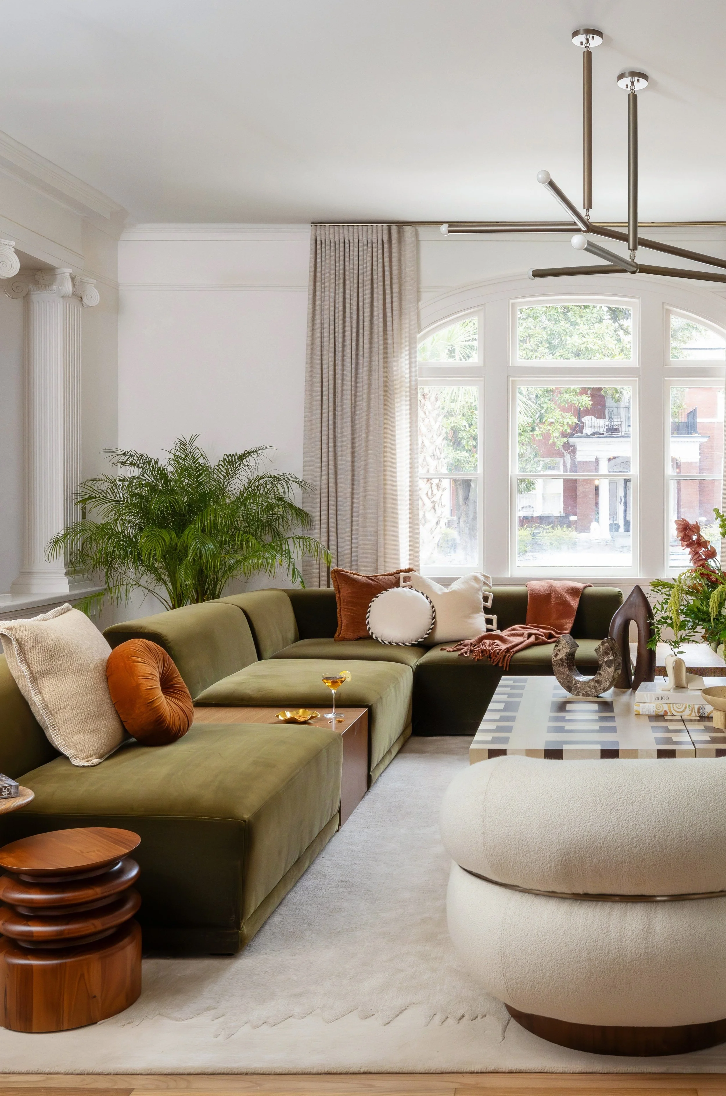 LivingRoom1.1.jpg