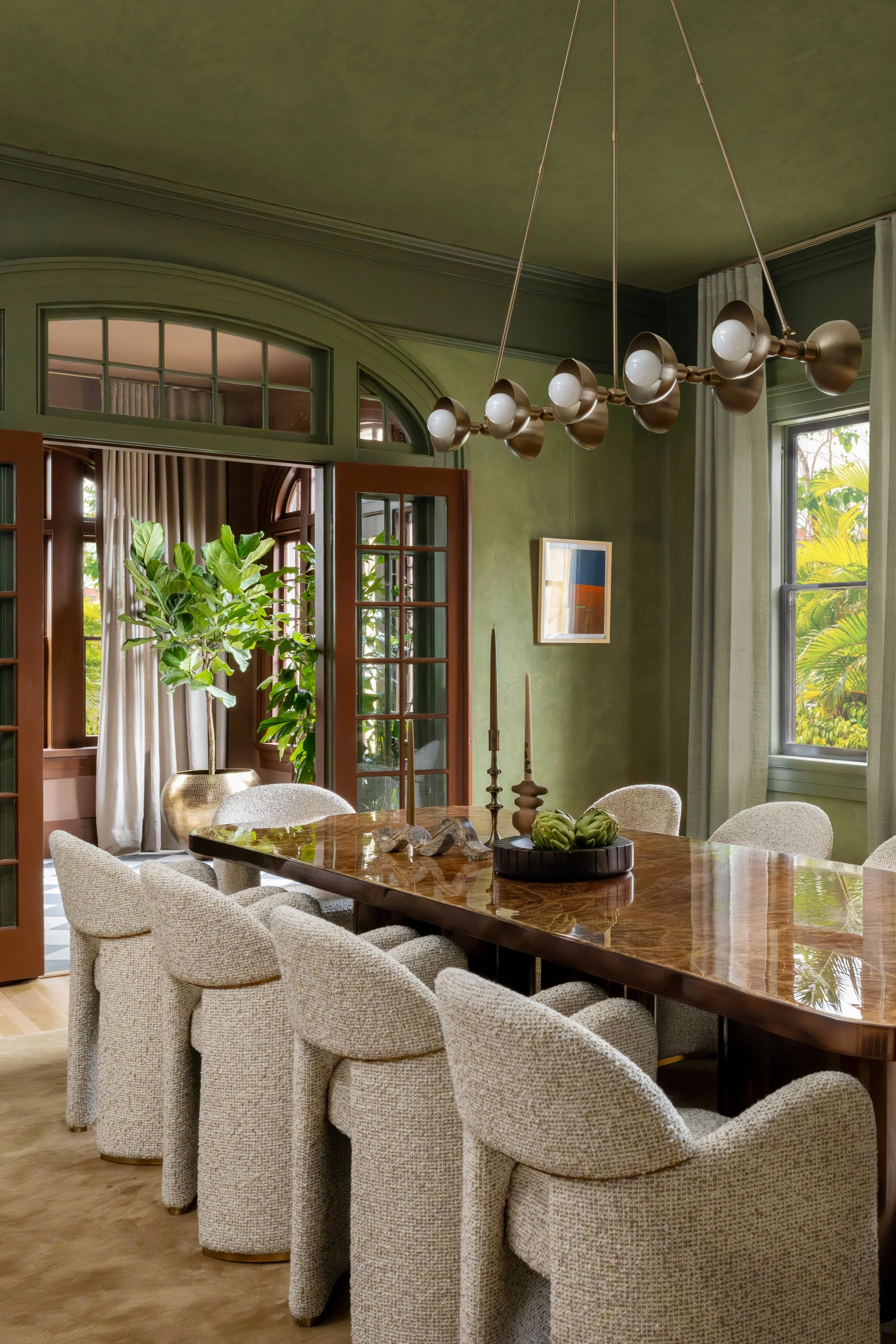 DiningRoom2.1.jpg