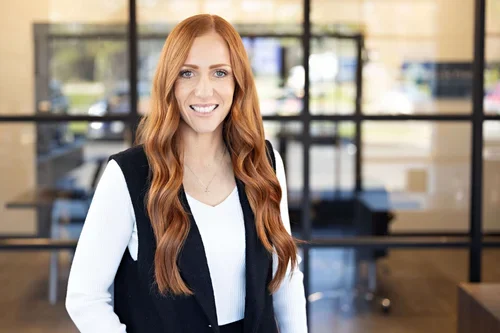Ashley+_Elite-Force-Staffing_Kim-Brundage-Photography_032124_310+copy.webp