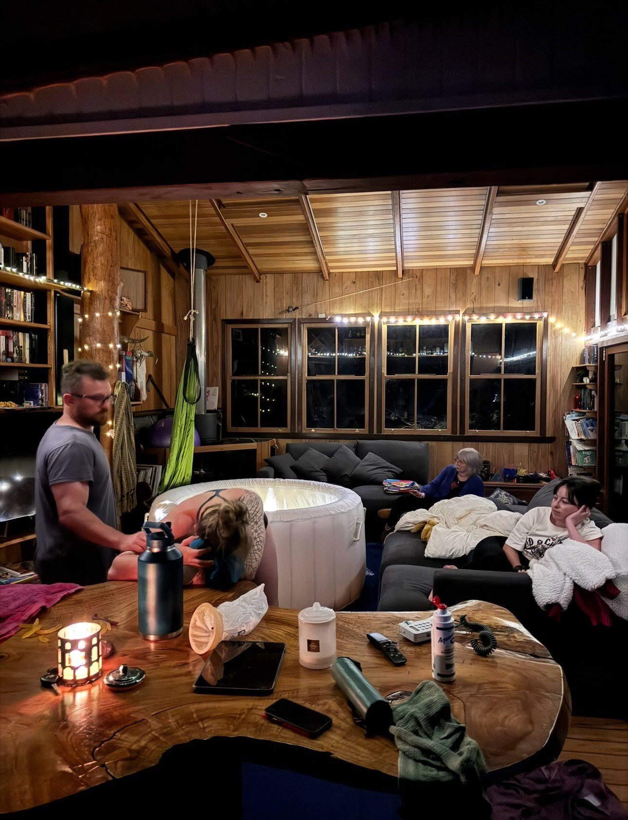 Men at homebirth
This one&rsquo;s for the Fathers.

The ones who set up the space
The ones who sort out logistics

The ones who feed the women

The ones who take the body slams
The ones who hold women up
The ones who take a firm grip hold around the 