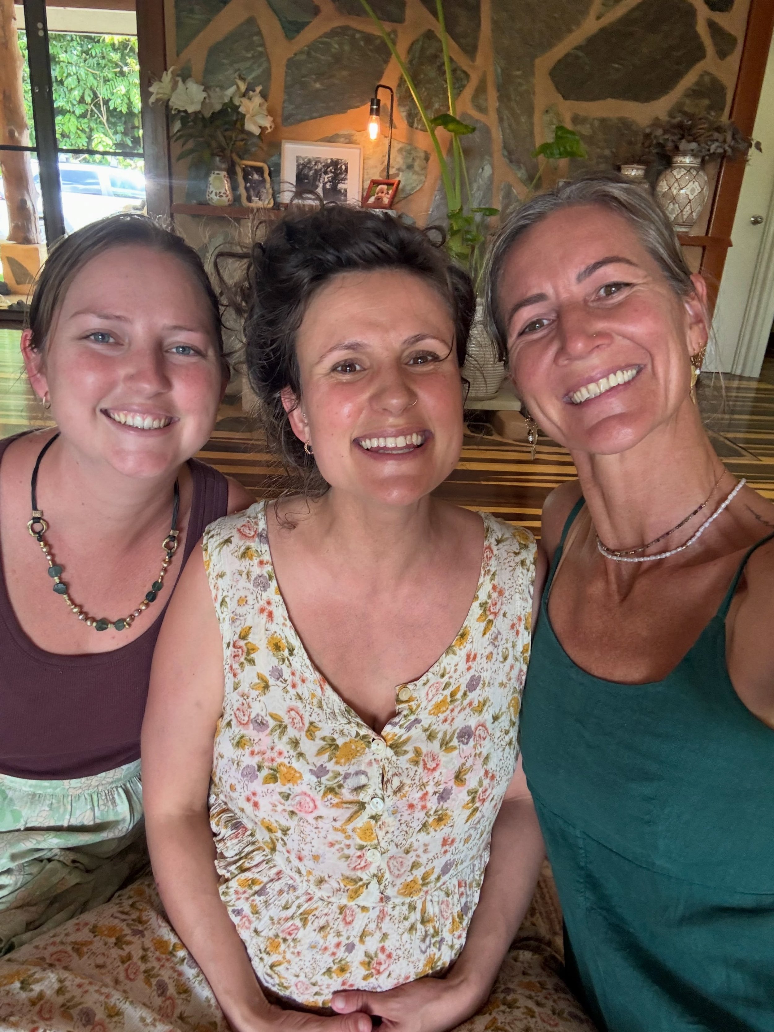 There is something unique and powerful about midwifing alongside other midwives who have birthed their own babies at home.

And then, together, supporting another midwife who is preparing to birth her baby at home.

Here we are.

3 women.
3 midwives.