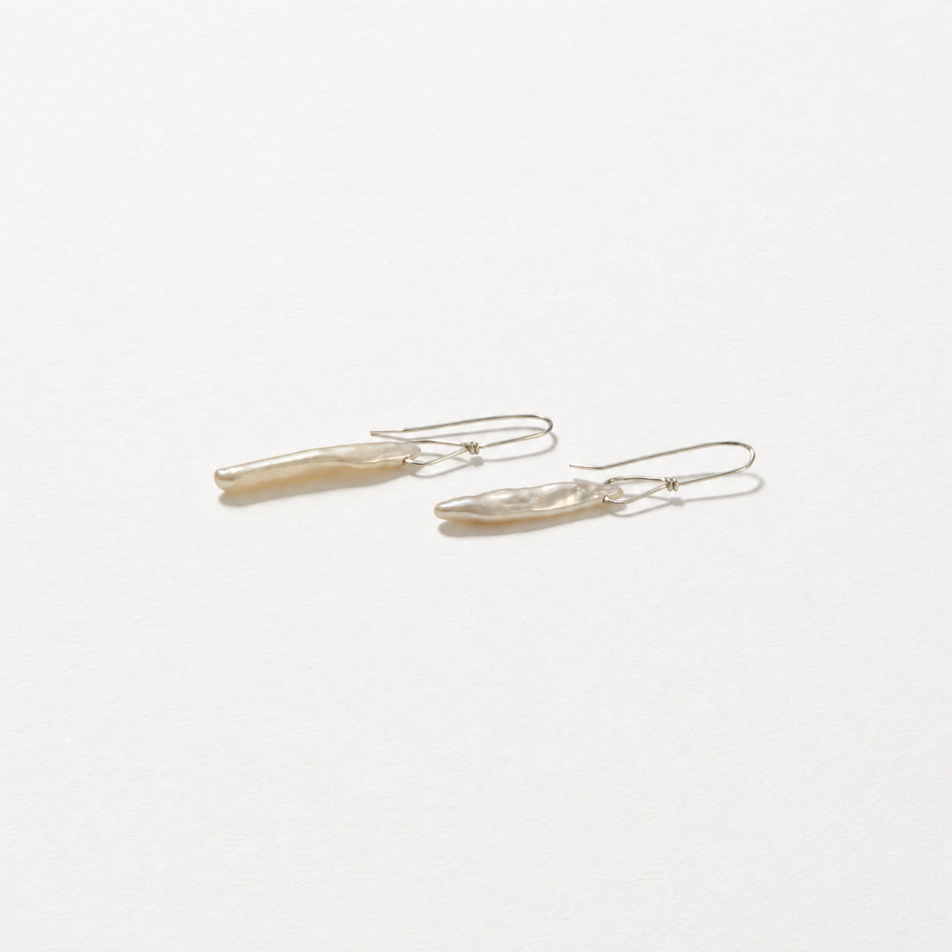 stick pearl white earrings