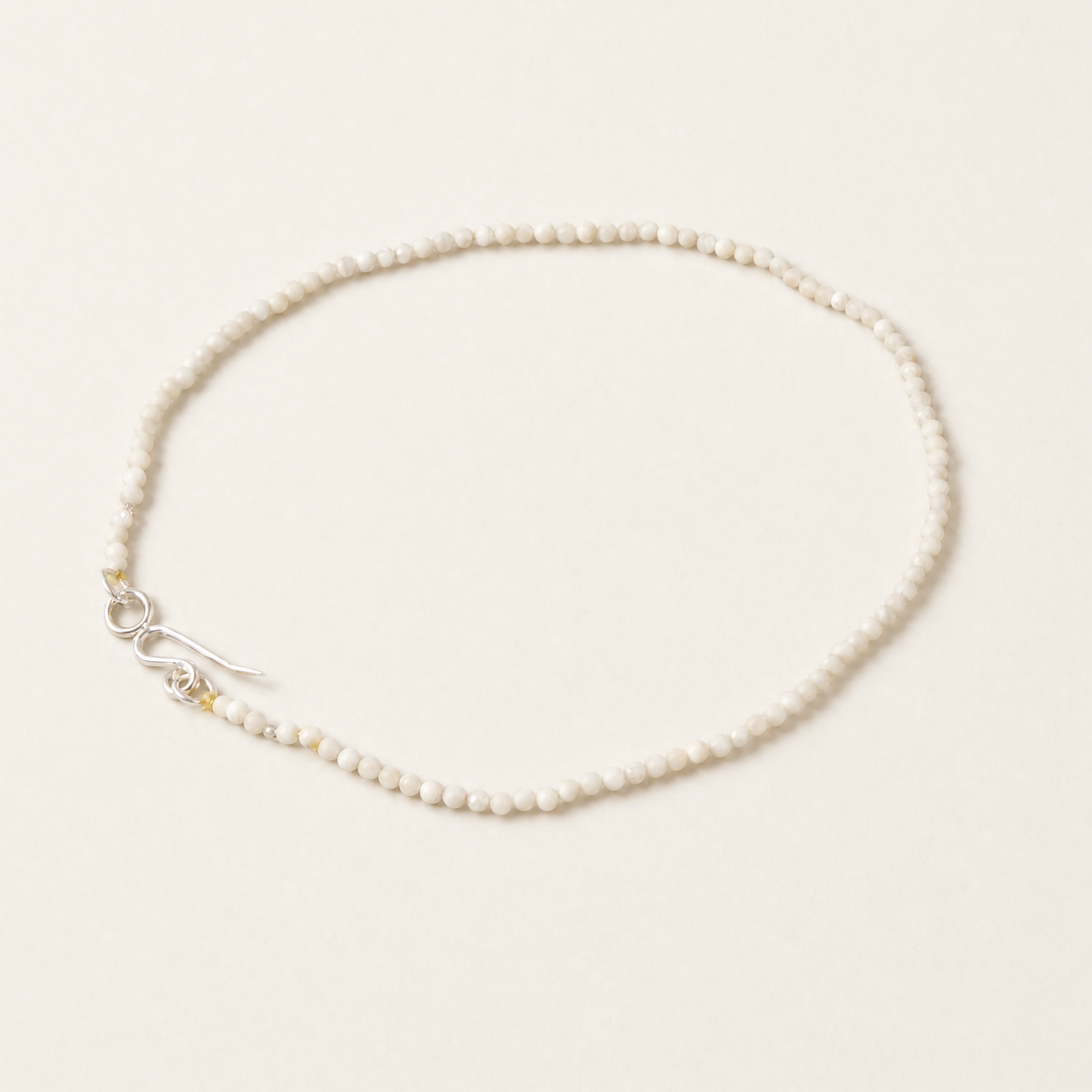 mini mop beaded necklace top