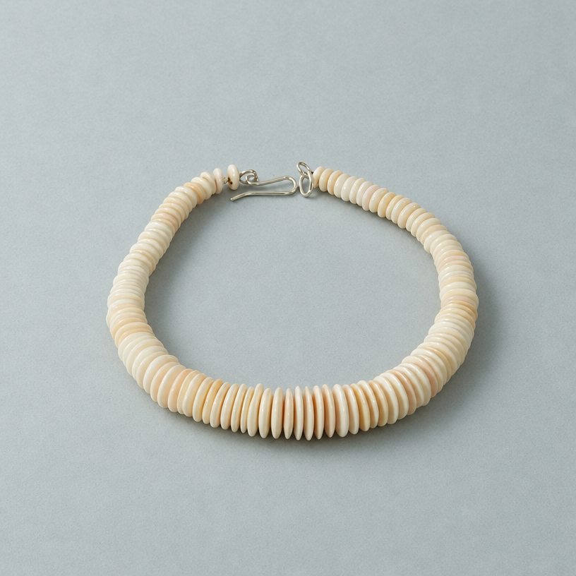 conch shell collar front.png