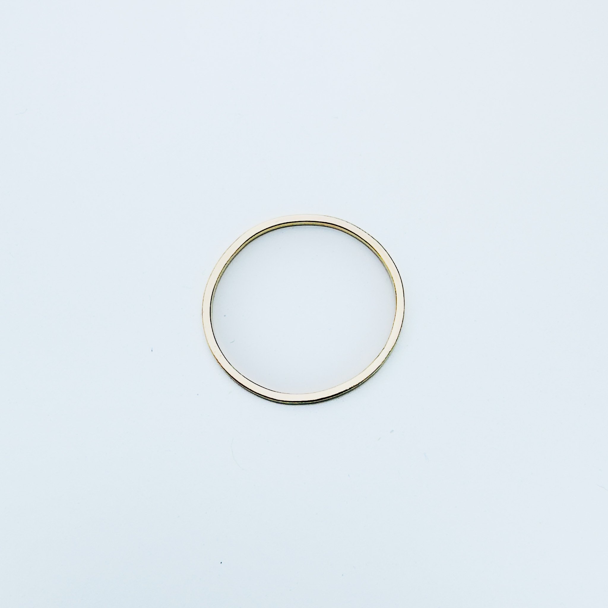 Thin square band ring