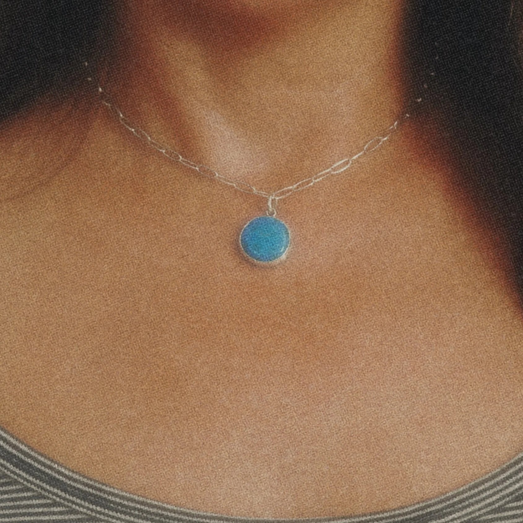 round turquoise pendant