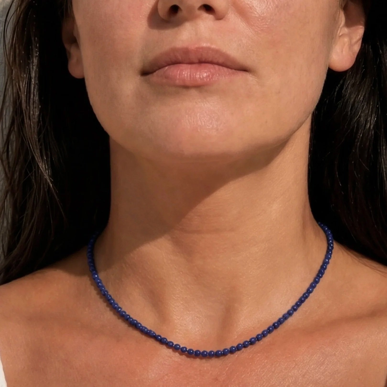lapis%2Bthin%2Bnecklace%2Bon%2Bmodel.jpg