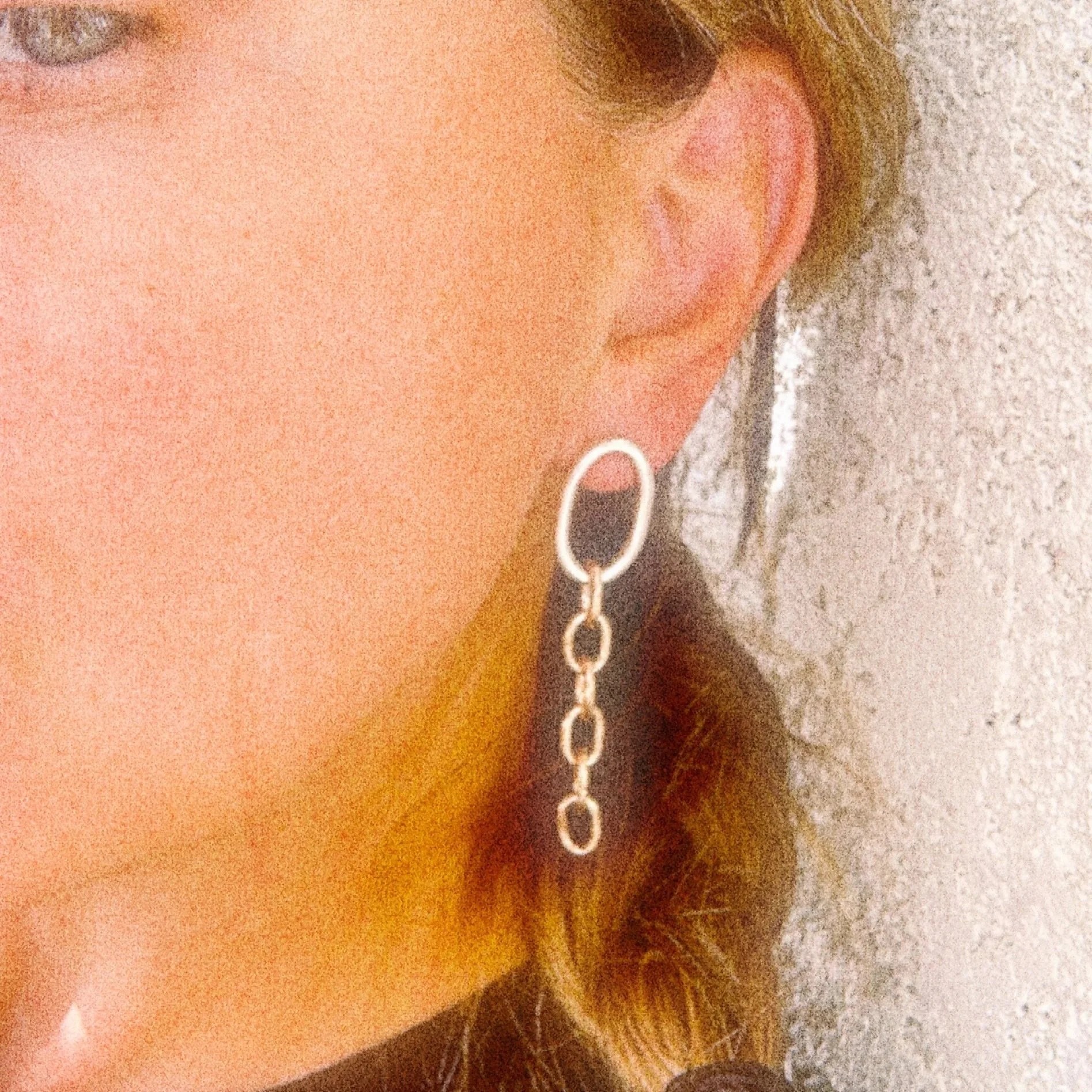 oval ink chain earrings
